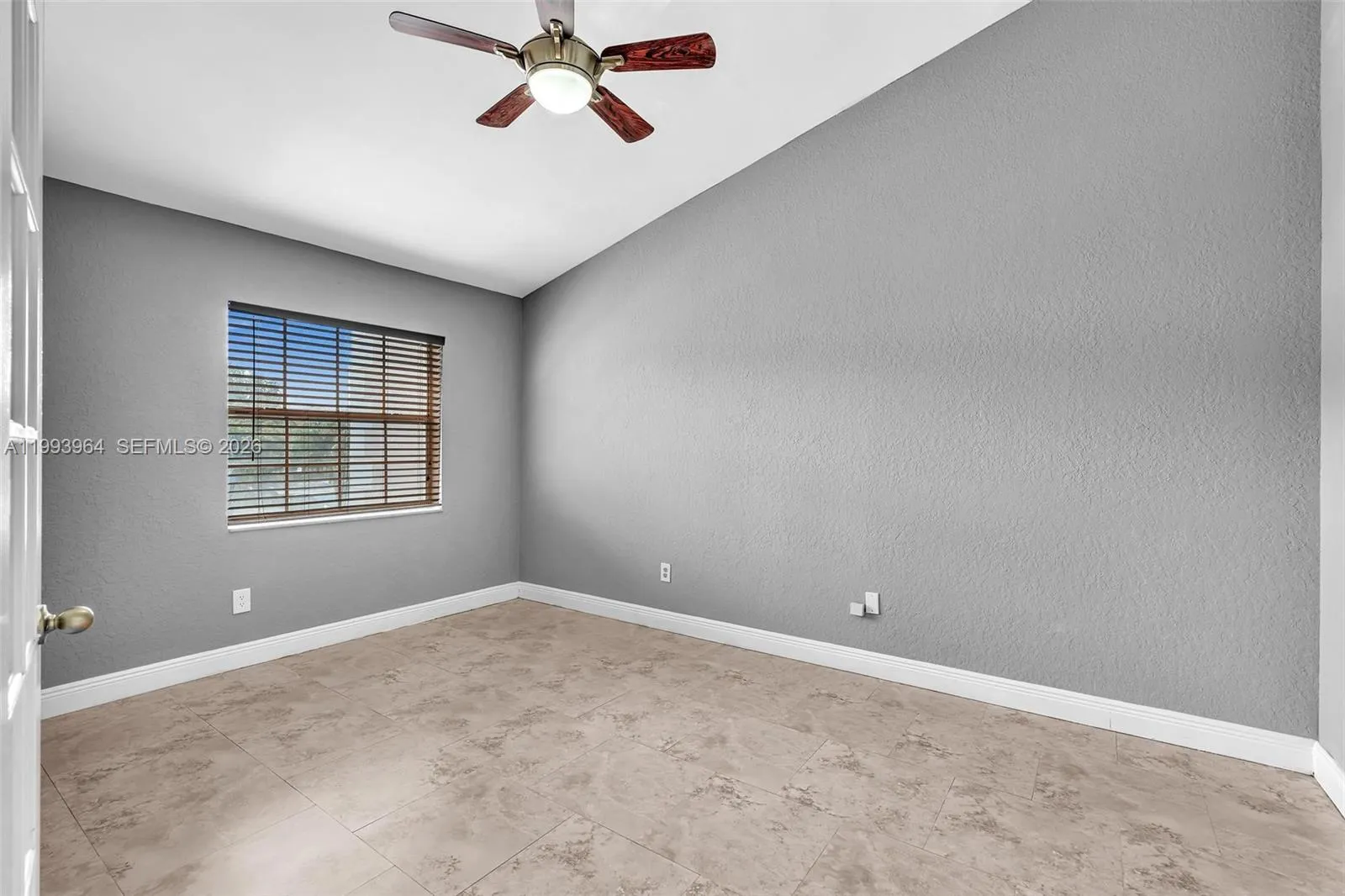 2881 N Oakland Forest Dr 212, Oakland Park, Florid, Oakland Park, Florida 33309, 2 Bedrooms Bedrooms, ,2 BathroomsBathrooms,Residential Lease,For Rent,2881 N Oakland Forest Dr 212, Oakland Park, Florid,A11993964