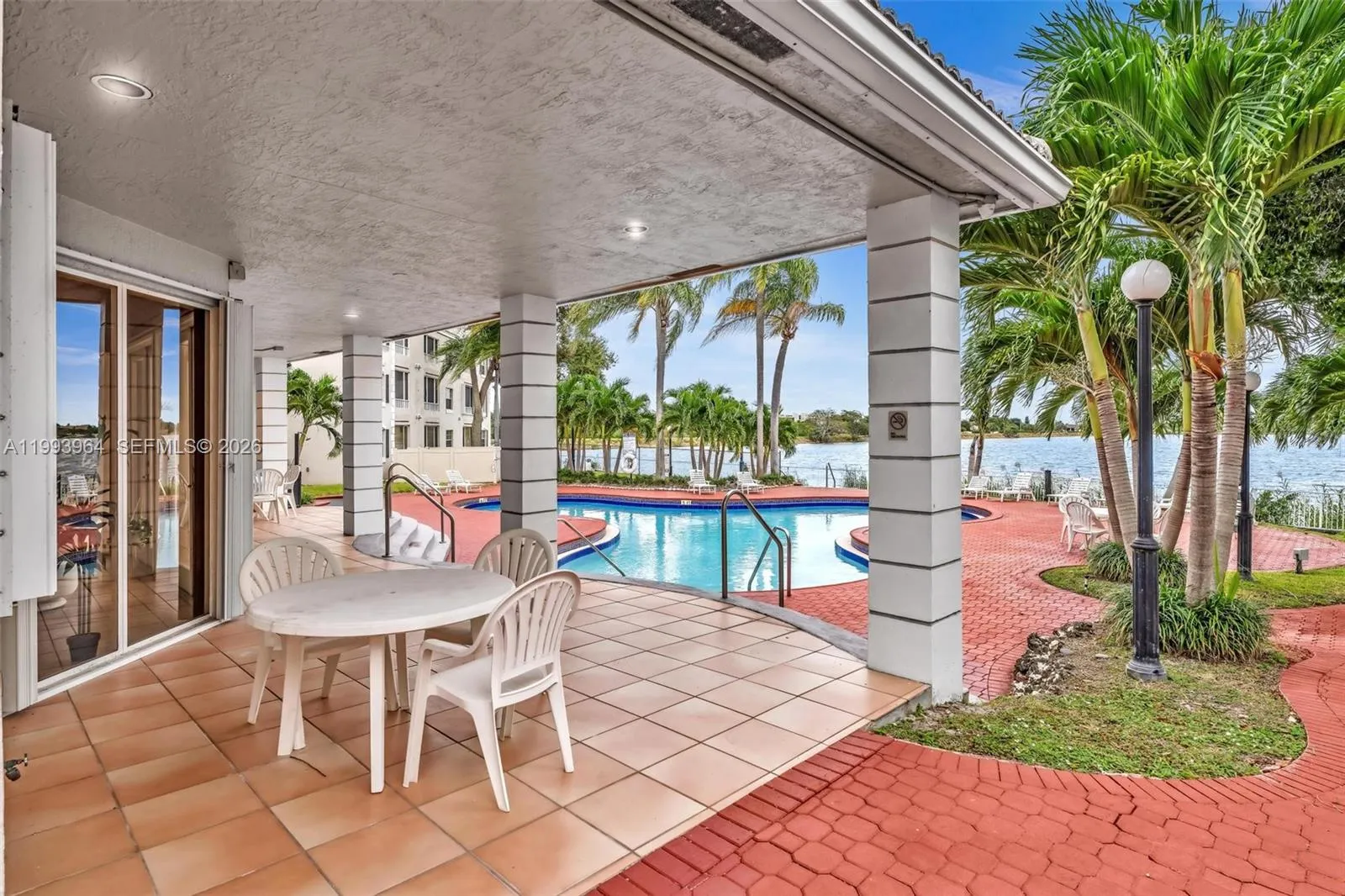 2881 N Oakland Forest Dr 212, Oakland Park, Florid, Oakland Park, Florida 33309, 2 Bedrooms Bedrooms, ,2 BathroomsBathrooms,Residential Lease,For Rent,2881 N Oakland Forest Dr 212, Oakland Park, Florid,A11993964