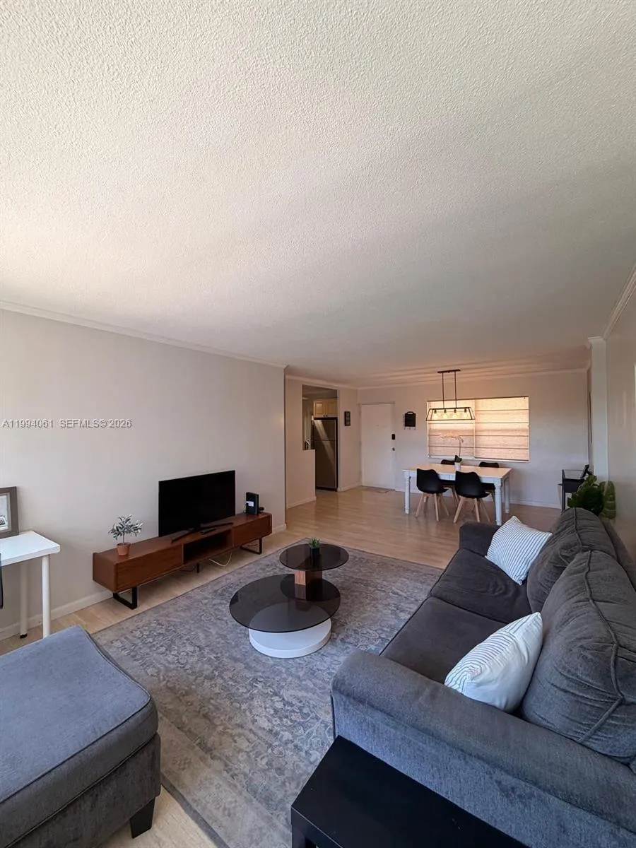 220 Kings Point Dr 509, Sunny Isles Beach, Florida, Sunny Isles Beach, Florida 33160, 2 Bedrooms Bedrooms, ,1 BathroomBathrooms,Residential Lease,For Rent,220 Kings Point Dr 509, Sunny Isles Beach, Florida,A11994061