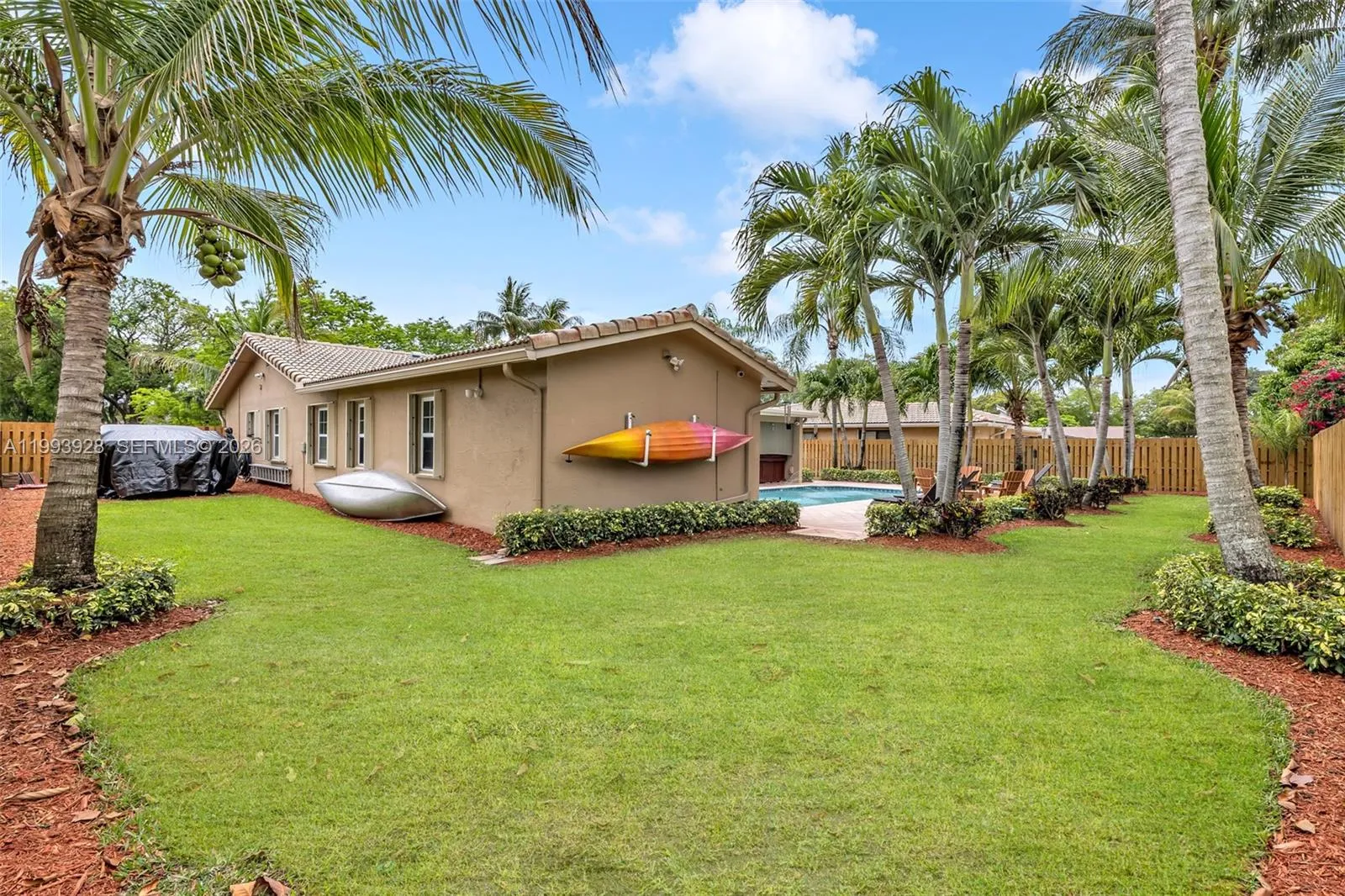 PLENTY OF ROOM FOR BOAT/RV