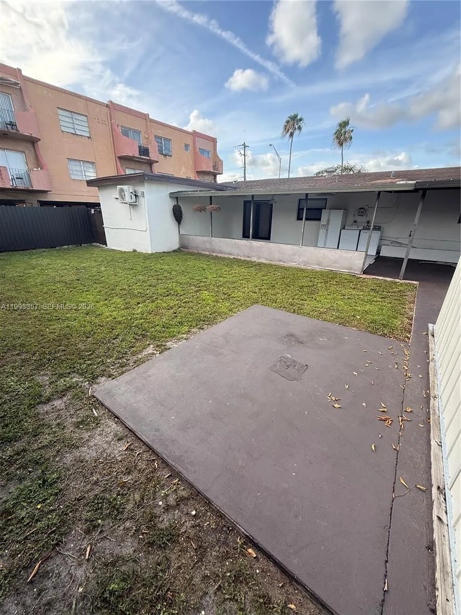 1050 W 37th, Hialeah, Florida 33012, Hialeah, Florida 33012, 3 Bedrooms Bedrooms, ,1 BathroomBathrooms,Residential Lease,For Rent,1050 W 37th, Hialeah, Florida 33012,A11993357