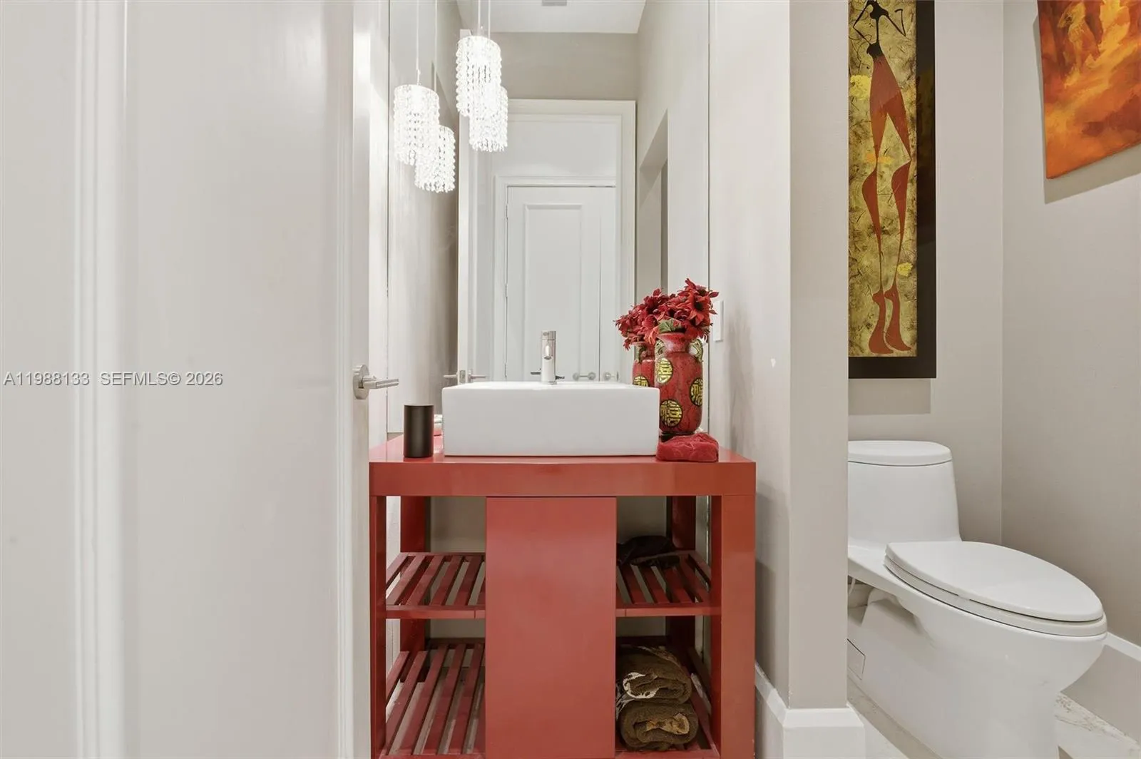 Guest half bath next to office