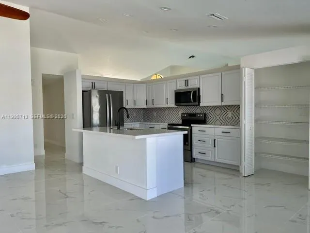 10601 Nw 18th Ct 10601, Plantation, Florida 33322, Plantation, Florida 33322, 4 Bedrooms Bedrooms, ,2 BathroomsBathrooms,Residential Lease,For Rent,10601 Nw 18th Ct 10601, Plantation, Florida 33322,A11988713