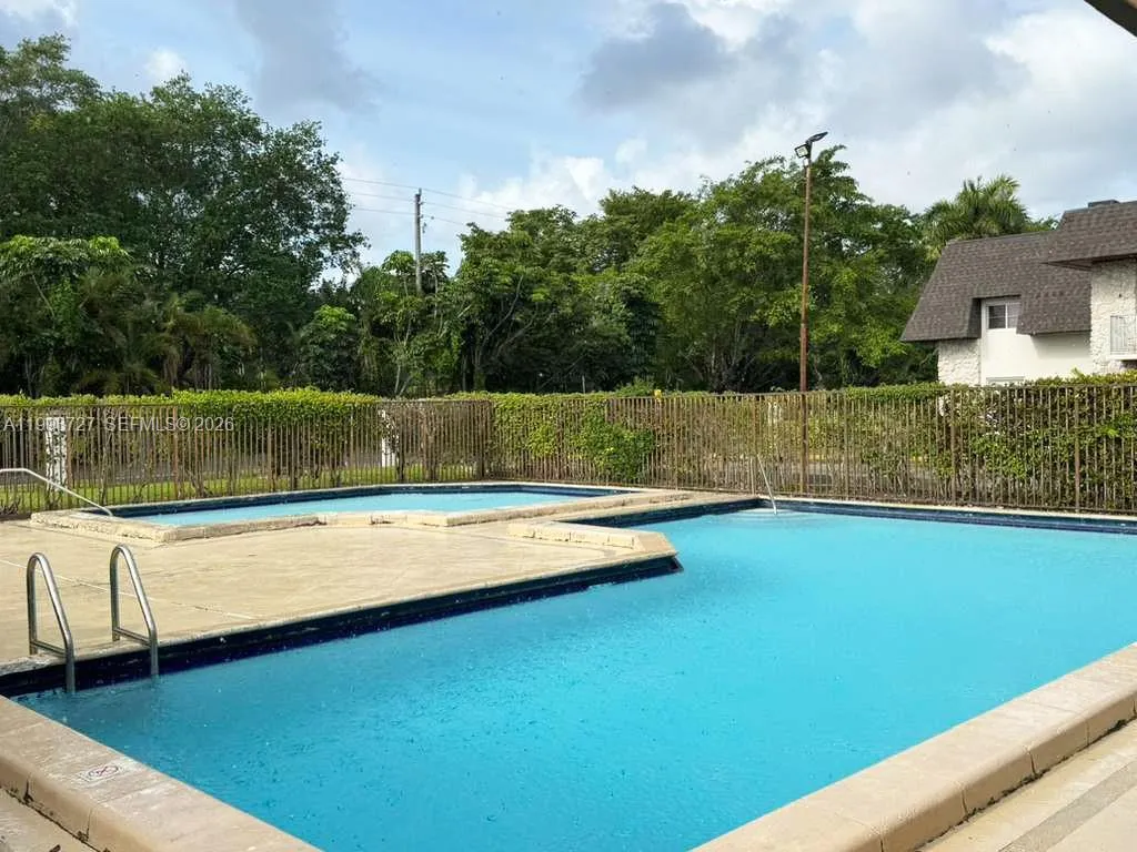 8475 Sw 94th St 119e, Miami, Florida 33156, Miami, Florida 33156, 3 Bedrooms Bedrooms, ,2 BathroomsBathrooms,Residential Lease,For Rent,8475 Sw 94th St 119e, Miami, Florida 33156,A11993727