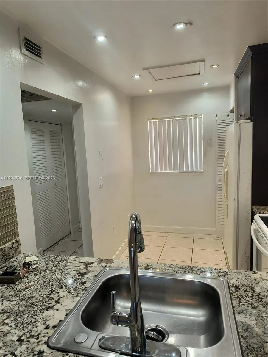 850 Ne 209th Ter 204-35, Miami, Florida 33179, Miami, Florida 33179, 2 Bedrooms Bedrooms, ,2 BathroomsBathrooms,Residential Lease,For Rent,850 Ne 209th Ter 204-35, Miami, Florida 33179,A11991788