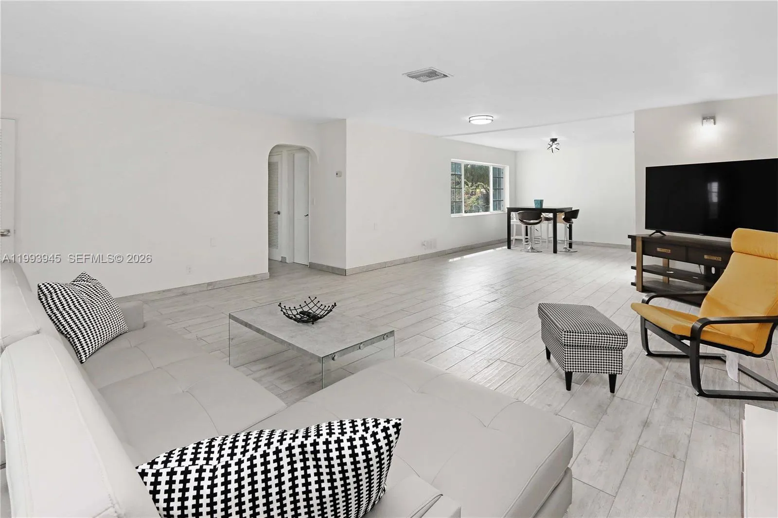 1510 Hayes St 0, Hollywood, Florida 33020, Hollywood, Florida 33020, 3 Bedrooms Bedrooms, ,2 BathroomsBathrooms,Residential Lease,For Rent,1510 Hayes St 0, Hollywood, Florida 33020,A11993945