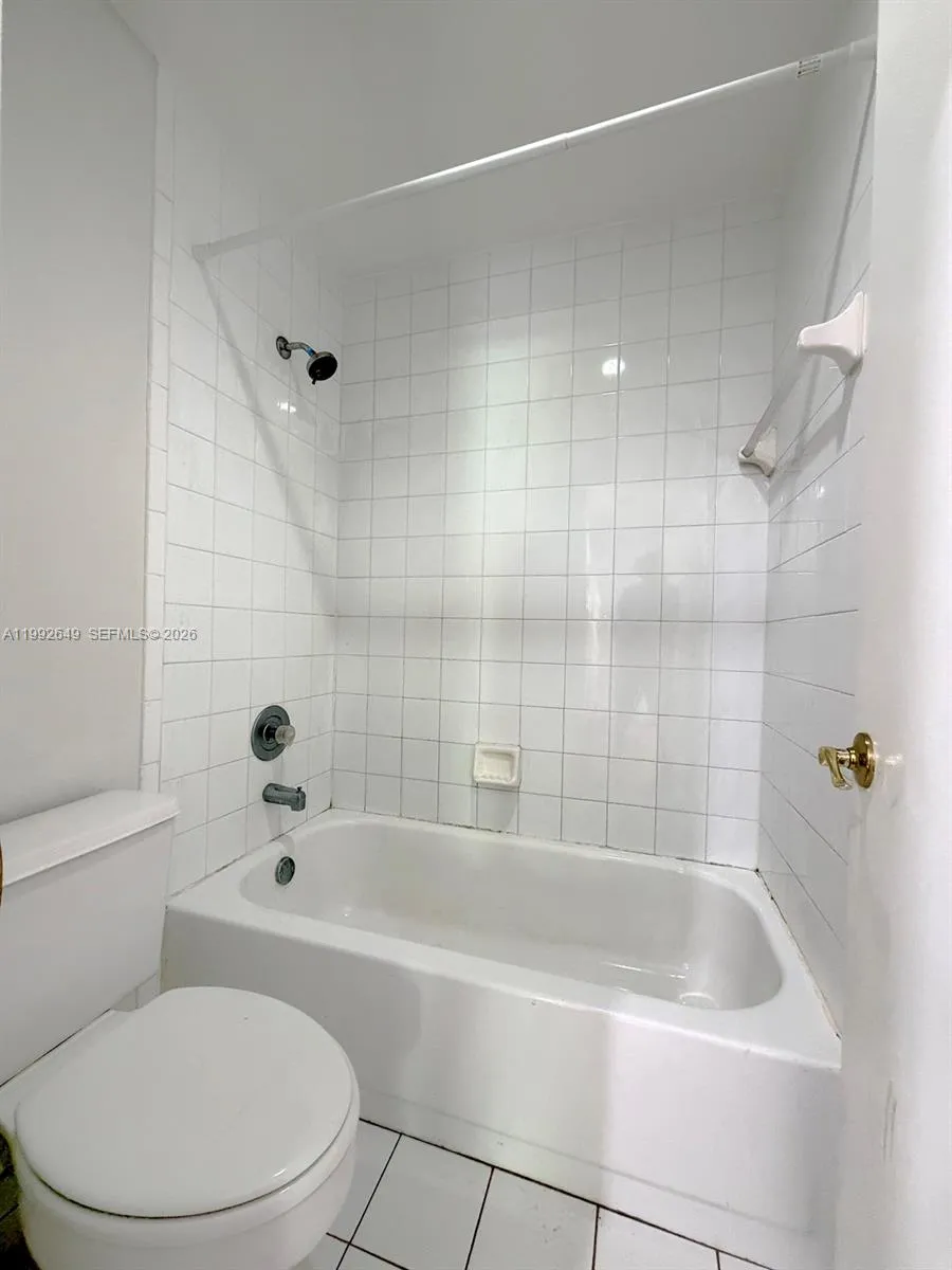 7522 Sw 109th Pl 7522, Miami, Florida 33173, Miami, Florida 33173, 3 Bedrooms Bedrooms, ,3 BathroomsBathrooms,Residential Lease,For Rent,7522 Sw 109th Pl 7522, Miami, Florida 33173,A11992649