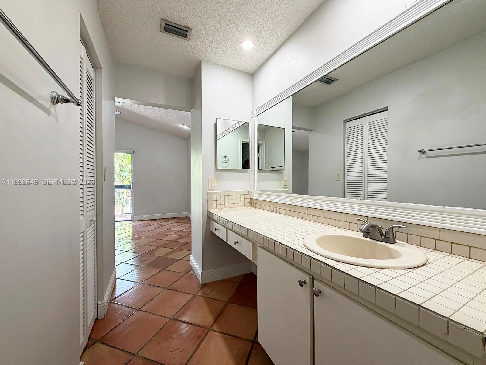 7522 Sw 109th Pl 7522, Miami, Florida 33173, Miami, Florida 33173, 3 Bedrooms Bedrooms, ,3 BathroomsBathrooms,Residential Lease,For Rent,7522 Sw 109th Pl 7522, Miami, Florida 33173,A11992649