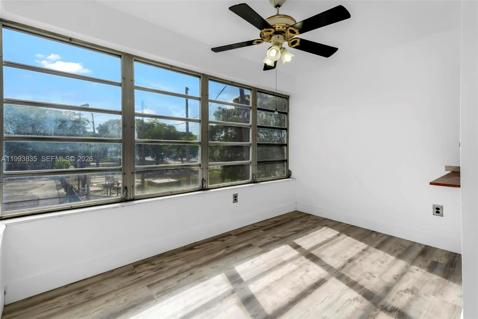 285 Ne 191st St 2925, Miami, Florida 33179, Miami, Florida 33179, 2 Bedrooms Bedrooms, ,2 BathroomsBathrooms,Residential Lease,For Rent,285 Ne 191st St 2925, Miami, Florida 33179,A11993835