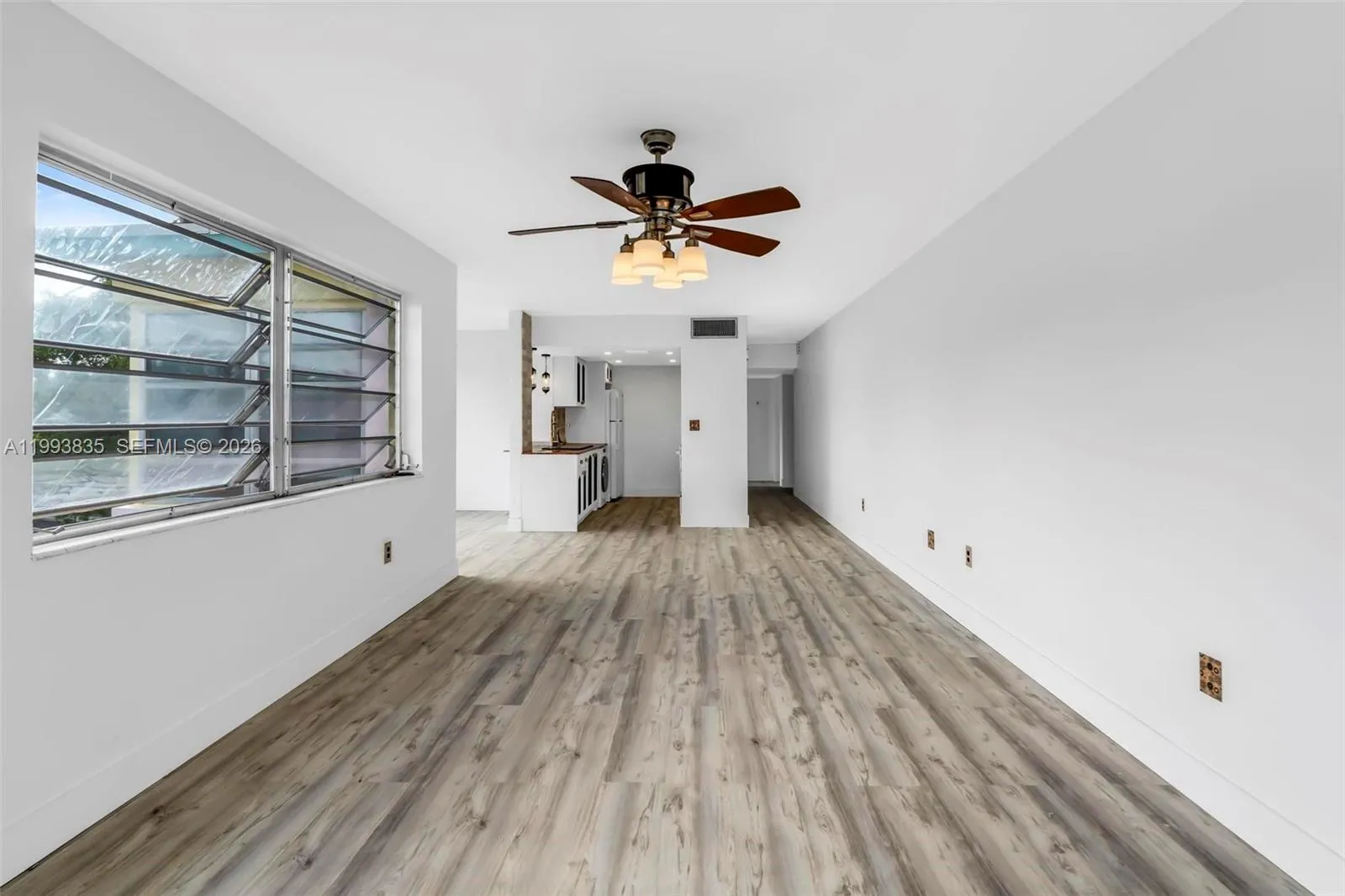 285 Ne 191st St 2925, Miami, Florida 33179, Miami, Florida 33179, 2 Bedrooms Bedrooms, ,2 BathroomsBathrooms,Residential Lease,For Rent,285 Ne 191st St 2925, Miami, Florida 33179,A11993835