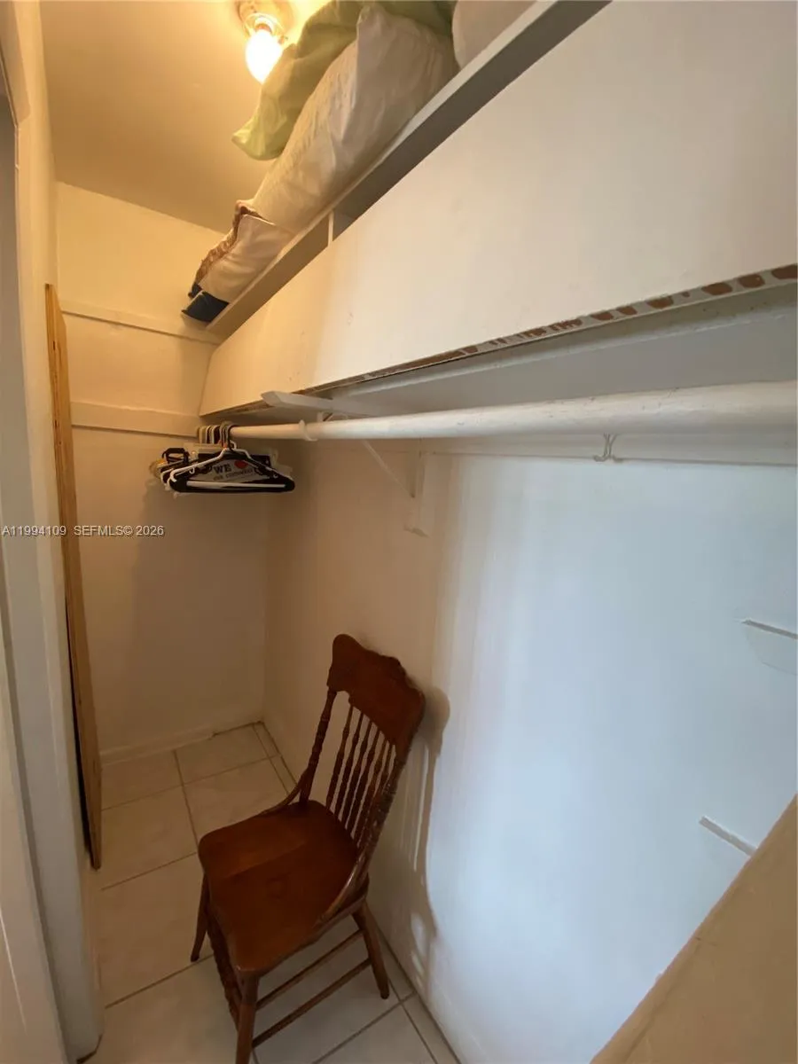 1050 Atlantic Shores Blvd 204, Hallandale Beach, F, Hallandale Beach, Florida 33009, 1 Bedroom Bedrooms, ,1 BathroomBathrooms,Residential Lease,For Rent,1050 Atlantic Shores Blvd 204, Hallandale Beach, F,A11994109