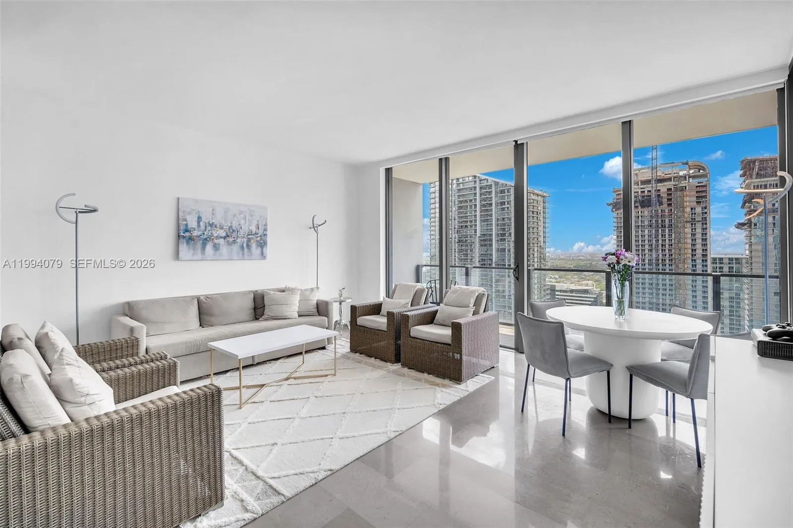 68 Se 6th St 3108, Miami, Florida 33131, Miami, Florida 33131, 1 Bedroom Bedrooms, ,1 BathroomBathrooms,Residential Lease,For Rent,68 Se 6th St 3108, Miami, Florida 33131,A11994079