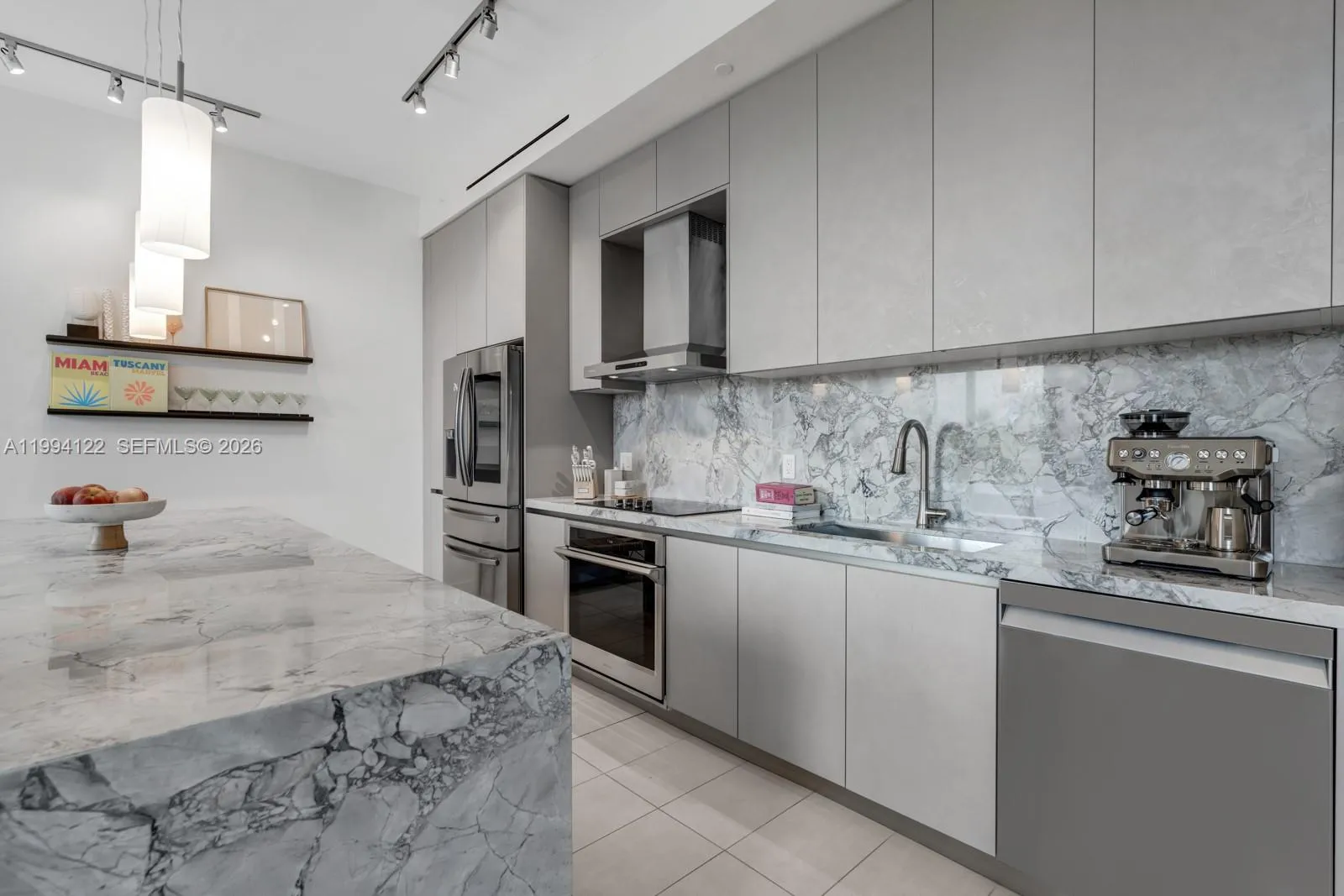 1030 15th St Ph3, Miami Beach, Florida 33139, Miami Beach, Florida 33139, 2 Bedrooms Bedrooms, ,2 BathroomsBathrooms,Residential Lease,For Rent,1030 15th St Ph3, Miami Beach, Florida 33139,A11994122
