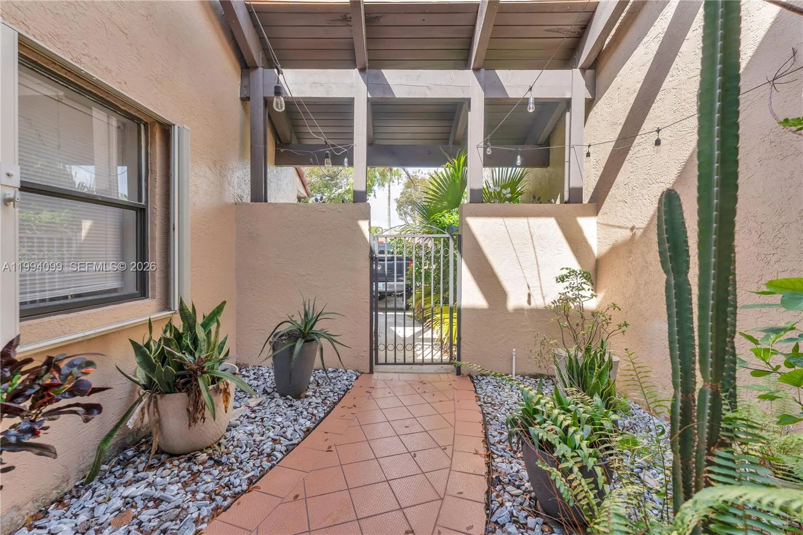 10003 Costa Del Sol Blvd E-67, Doral, Florida 3317, Doral, Florida 33178, 2 Bedrooms Bedrooms, ,2 BathroomsBathrooms,Residential Lease,For Rent,10003 Costa Del Sol Blvd E-67, Doral, Florida 3317,A11994099