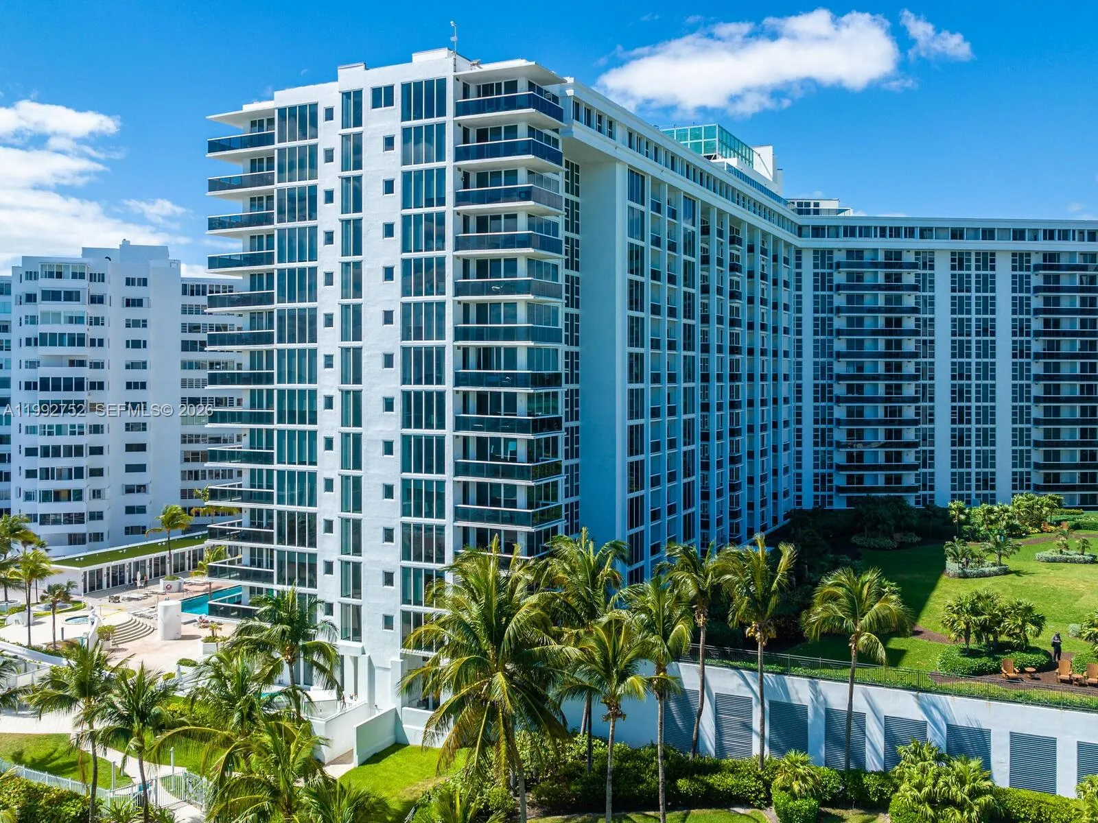 10275 Collins Ave 1107, Bal Harbour, Florida 33154, Bal Harbour, Florida 33154, 1 Bedroom Bedrooms, ,1 BathroomBathrooms,Residential Lease,For Rent,10275 Collins Ave 1107, Bal Harbour, Florida 33154,A11992752