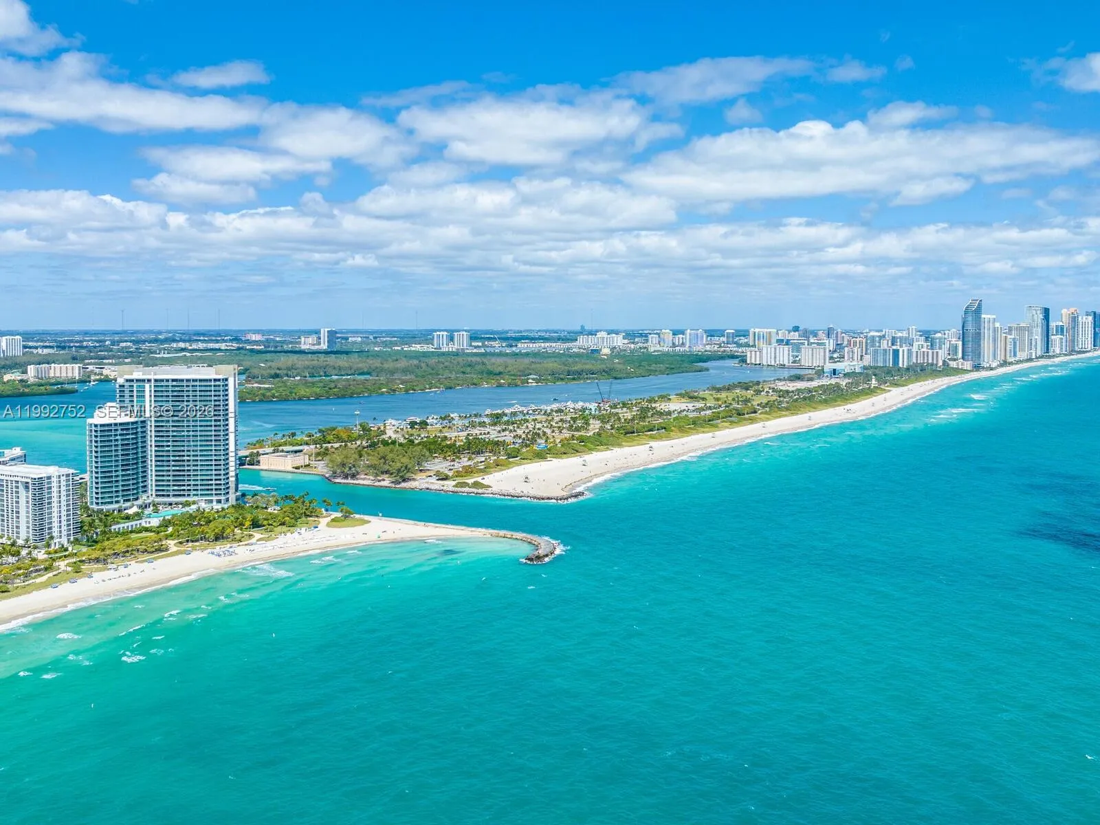 10275 Collins Ave 1107, Bal Harbour, Florida 33154, Bal Harbour, Florida 33154, 1 Bedroom Bedrooms, ,1 BathroomBathrooms,Residential Lease,For Rent,10275 Collins Ave 1107, Bal Harbour, Florida 33154,A11992752