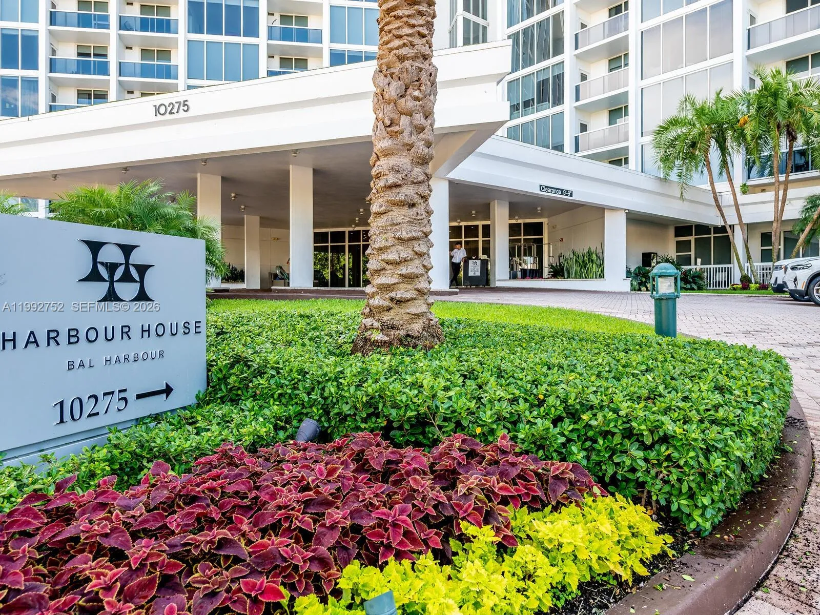 10275 Collins Ave 1107, Bal Harbour, Florida 33154, Bal Harbour, Florida 33154, 1 Bedroom Bedrooms, ,1 BathroomBathrooms,Residential Lease,For Rent,10275 Collins Ave 1107, Bal Harbour, Florida 33154,A11992752
