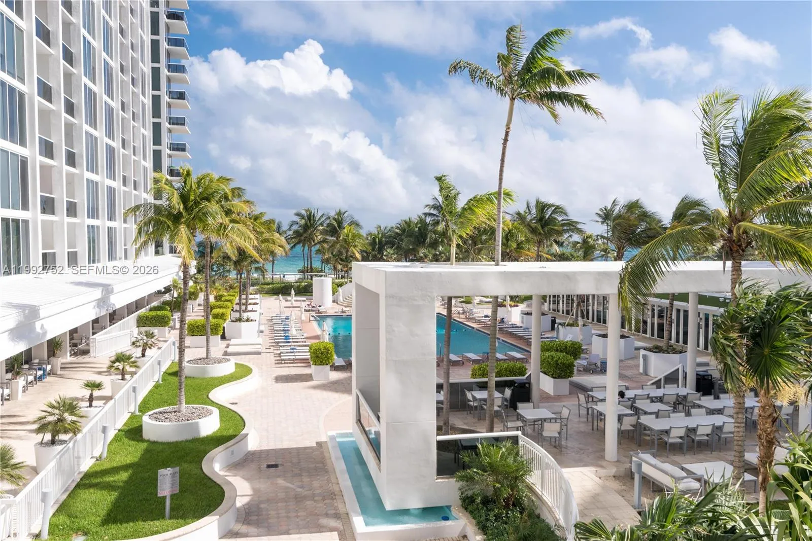 10275 Collins Ave 1107, Bal Harbour, Florida 33154, Bal Harbour, Florida 33154, 1 Bedroom Bedrooms, ,1 BathroomBathrooms,Residential Lease,For Rent,10275 Collins Ave 1107, Bal Harbour, Florida 33154,A11992752