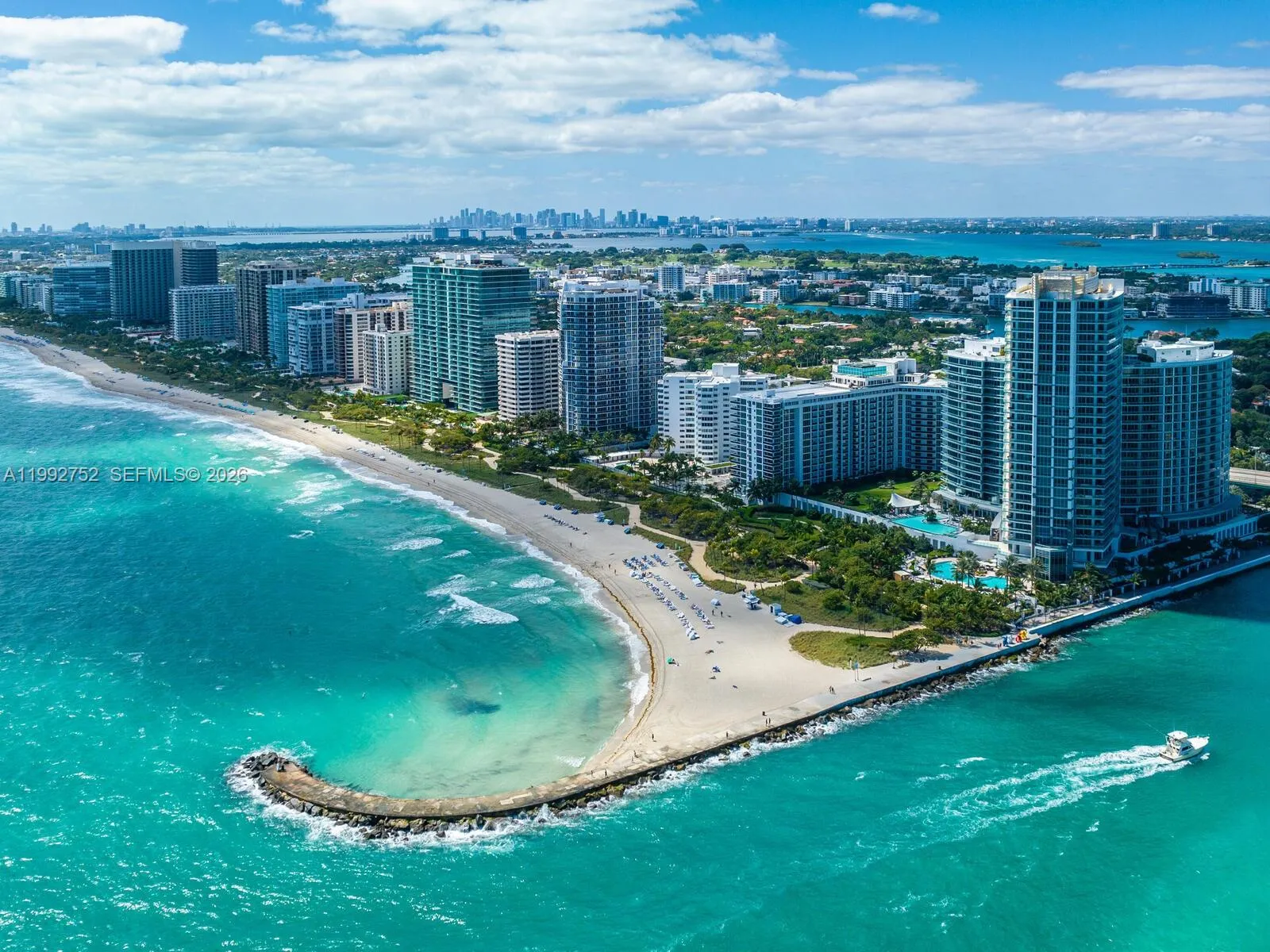 10275 Collins Ave 1107, Bal Harbour, Florida 33154, Bal Harbour, Florida 33154, 1 Bedroom Bedrooms, ,1 BathroomBathrooms,Residential Lease,For Rent,10275 Collins Ave 1107, Bal Harbour, Florida 33154,A11992752