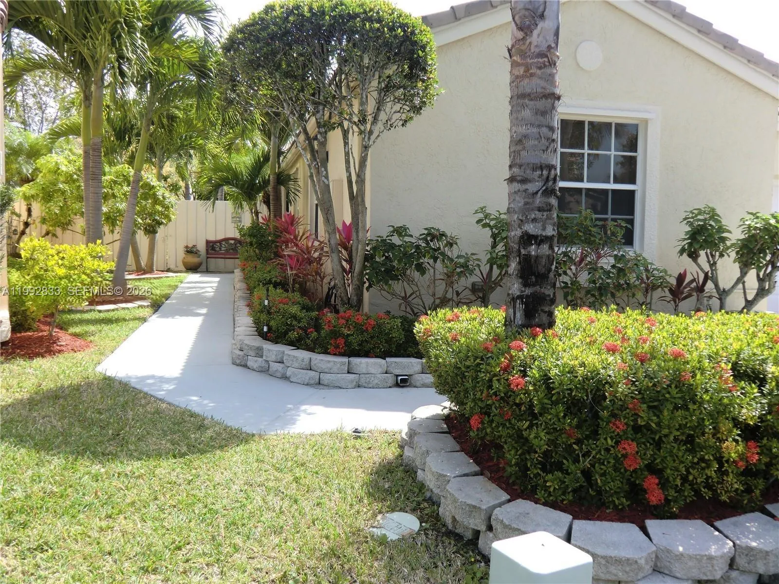 1593 Nw 158th Ave, Pembroke Pines, Florida 33028, Pembroke Pines, Florida 33028, 4 Bedrooms Bedrooms, ,2 BathroomsBathrooms,Residential Lease,For Rent,1593 Nw 158th Ave, Pembroke Pines, Florida 33028,A11992833