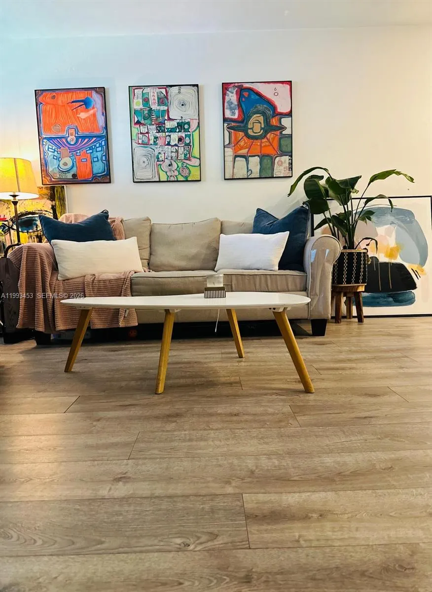 1002 Ne 119th St F, Biscayne Park, Florida 33161, Biscayne Park, Florida 33161, 2 Bedrooms Bedrooms, ,1 BathroomBathrooms,Residential Lease,For Rent,1002 Ne 119th St F, Biscayne Park, Florida 33161,A11993453