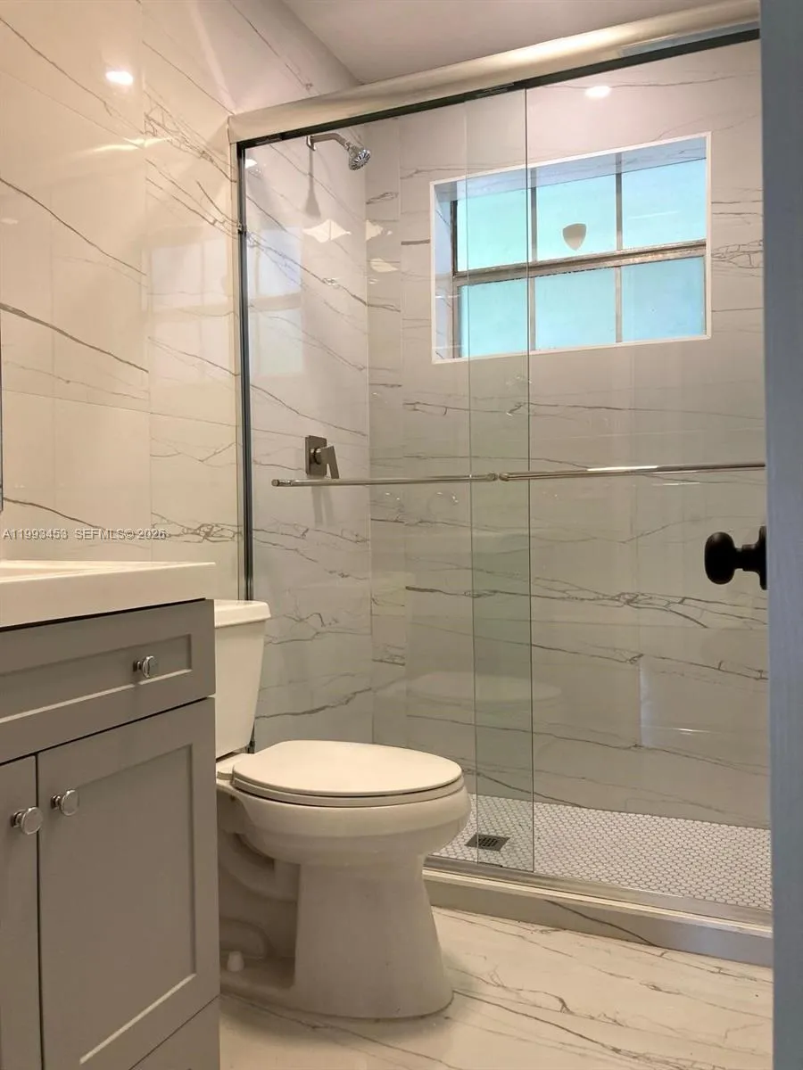 1002 Ne 119th St F, Biscayne Park, Florida 33161, Biscayne Park, Florida 33161, 2 Bedrooms Bedrooms, ,1 BathroomBathrooms,Residential Lease,For Rent,1002 Ne 119th St F, Biscayne Park, Florida 33161,A11993453