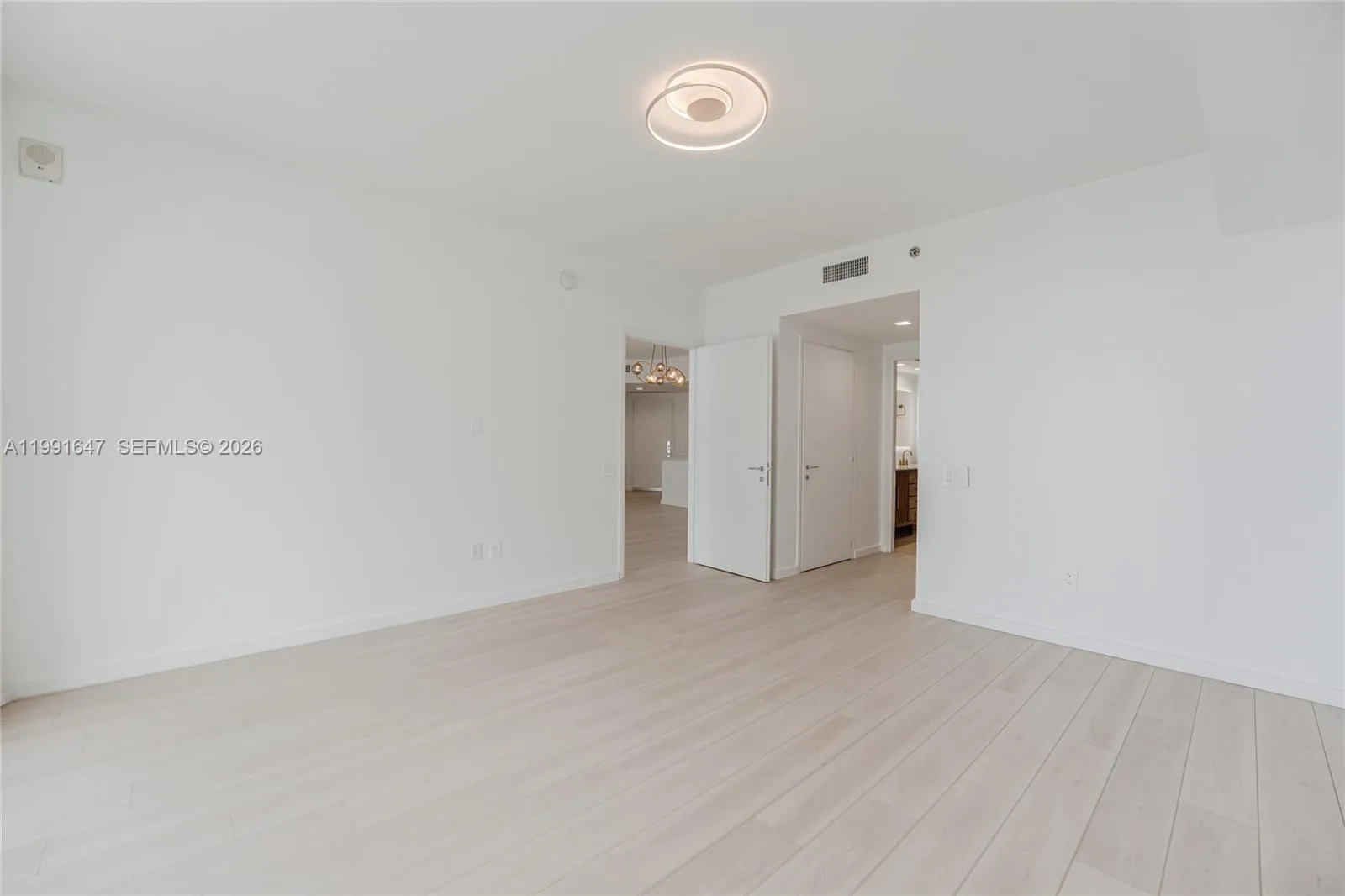 Master bedroom\n