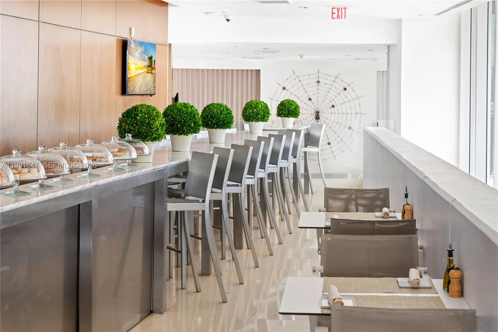 450 Alton Road 906, Miami Beach, Florida 33139, Miami Beach, Florida 33139, 2 Bedrooms Bedrooms, ,2 BathroomsBathrooms,Residential Lease,For Rent,450 Alton Road 906, Miami Beach, Florida 33139,A11991647