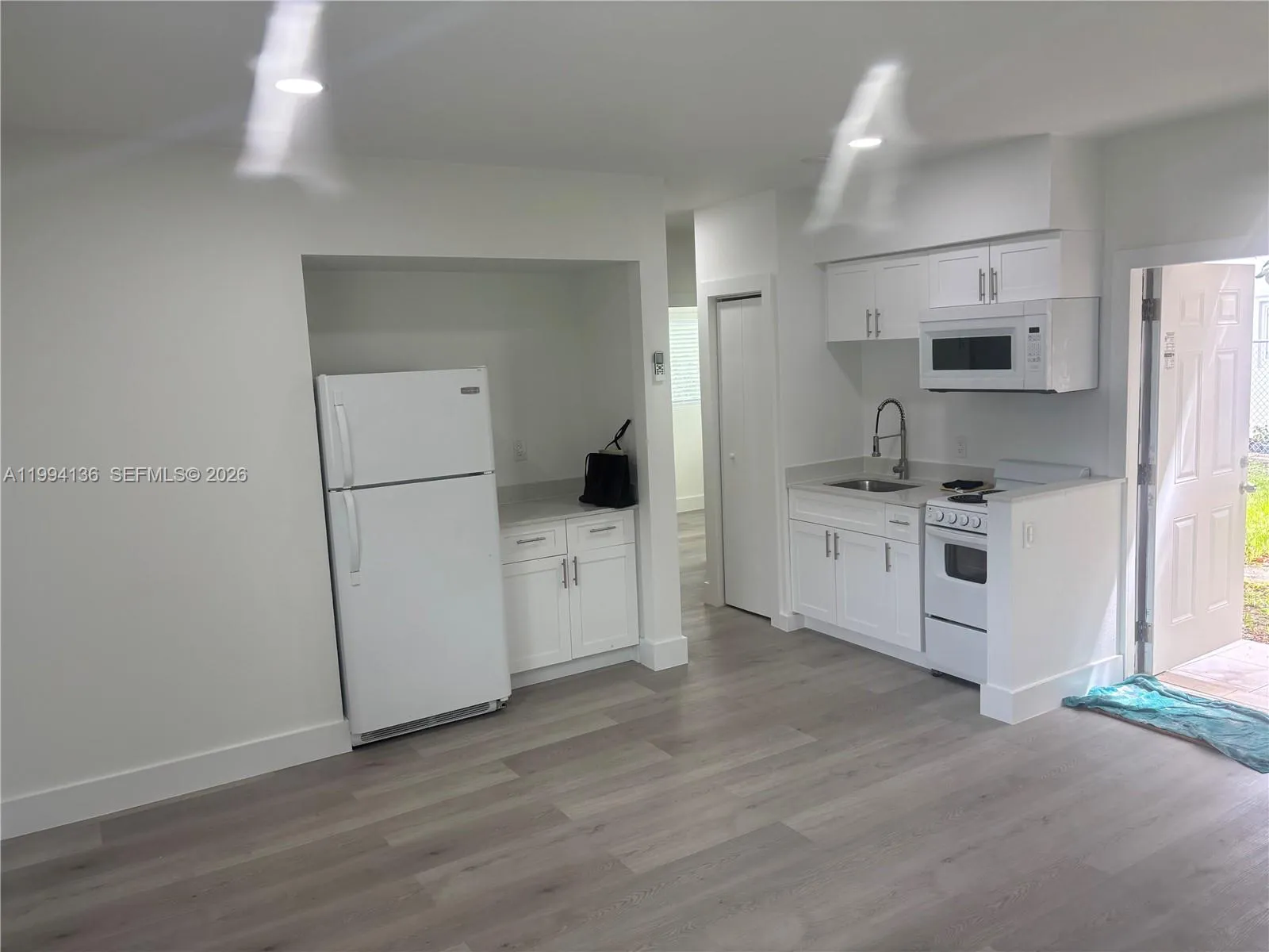 2071 Ne 169th St, North Miami Beach, Florida 33162, North Miami Beach, Florida 33162, ,Residential Income,For Sale,2071 Ne 169th St, North Miami Beach, Florida 33162,A11994136