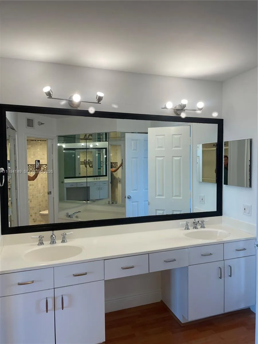 3530 Mystic Pointe Dr 1509, Aventura, Florida 3318, Aventura, Florida 33180, 2 Bedrooms Bedrooms, ,2 BathroomsBathrooms,Residential Lease,For Rent,3530 Mystic Pointe Dr 1509, Aventura, Florida 3318,A11994149