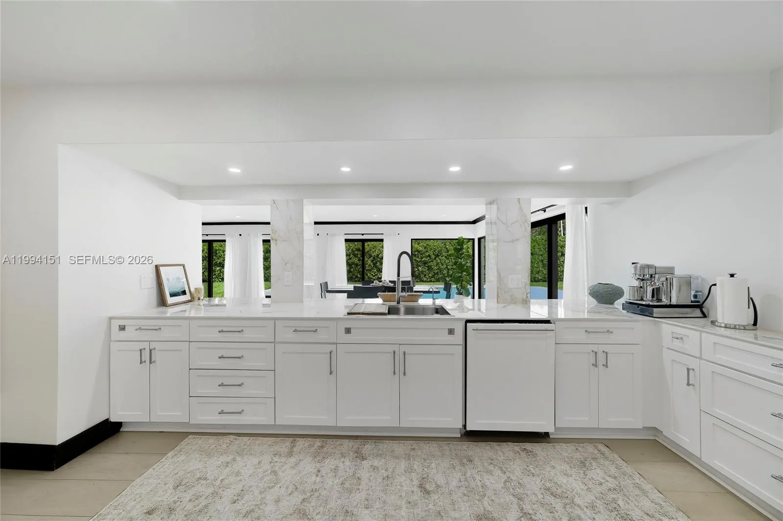 Miami, Florida 33143, 4 Bedrooms Bedrooms, ,2 BathroomsBathrooms,Residential Lease,For Rent,A11994151