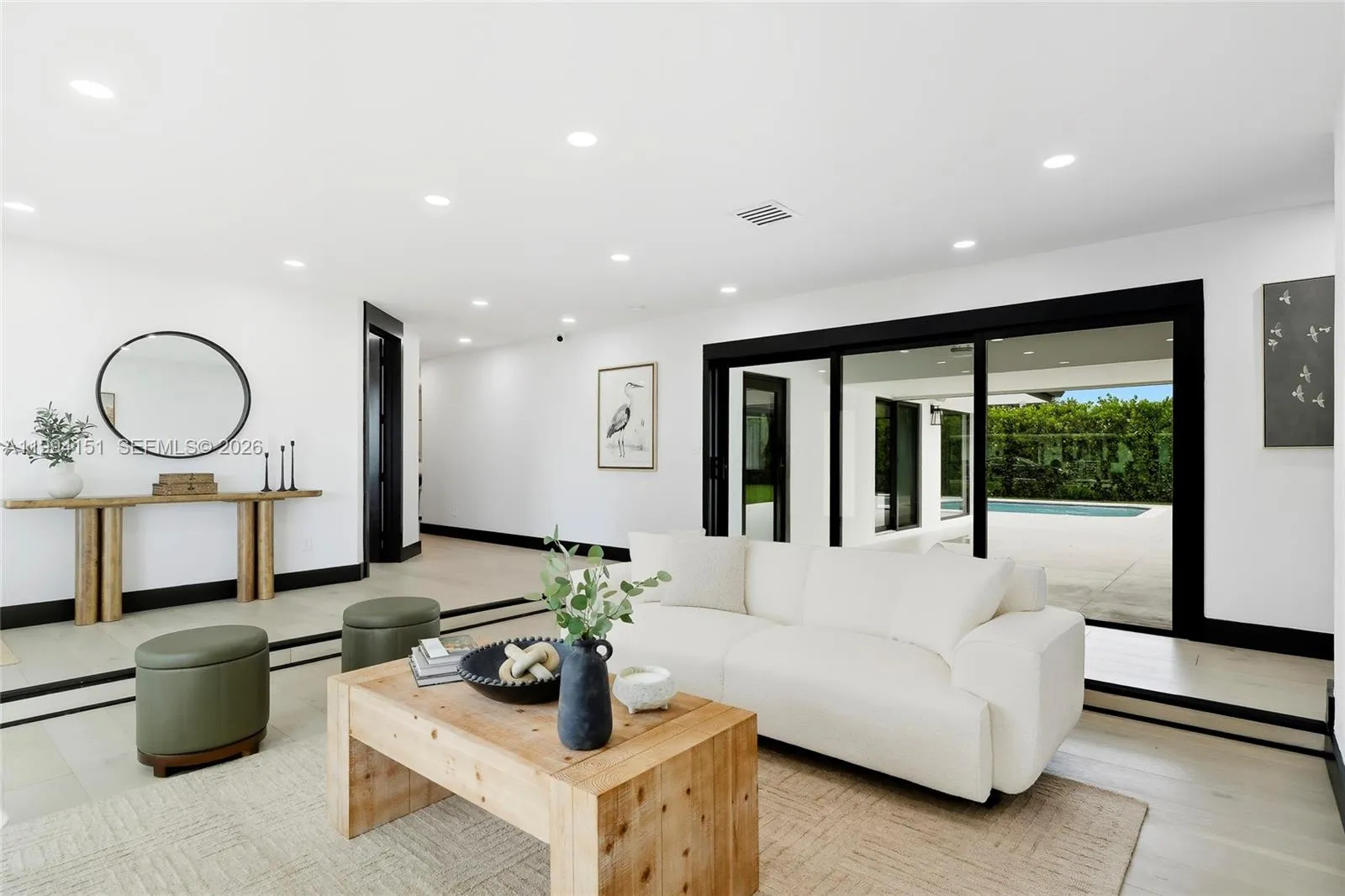 Miami, Florida 33143, 4 Bedrooms Bedrooms, ,2 BathroomsBathrooms,Residential Lease,For Rent,A11994151