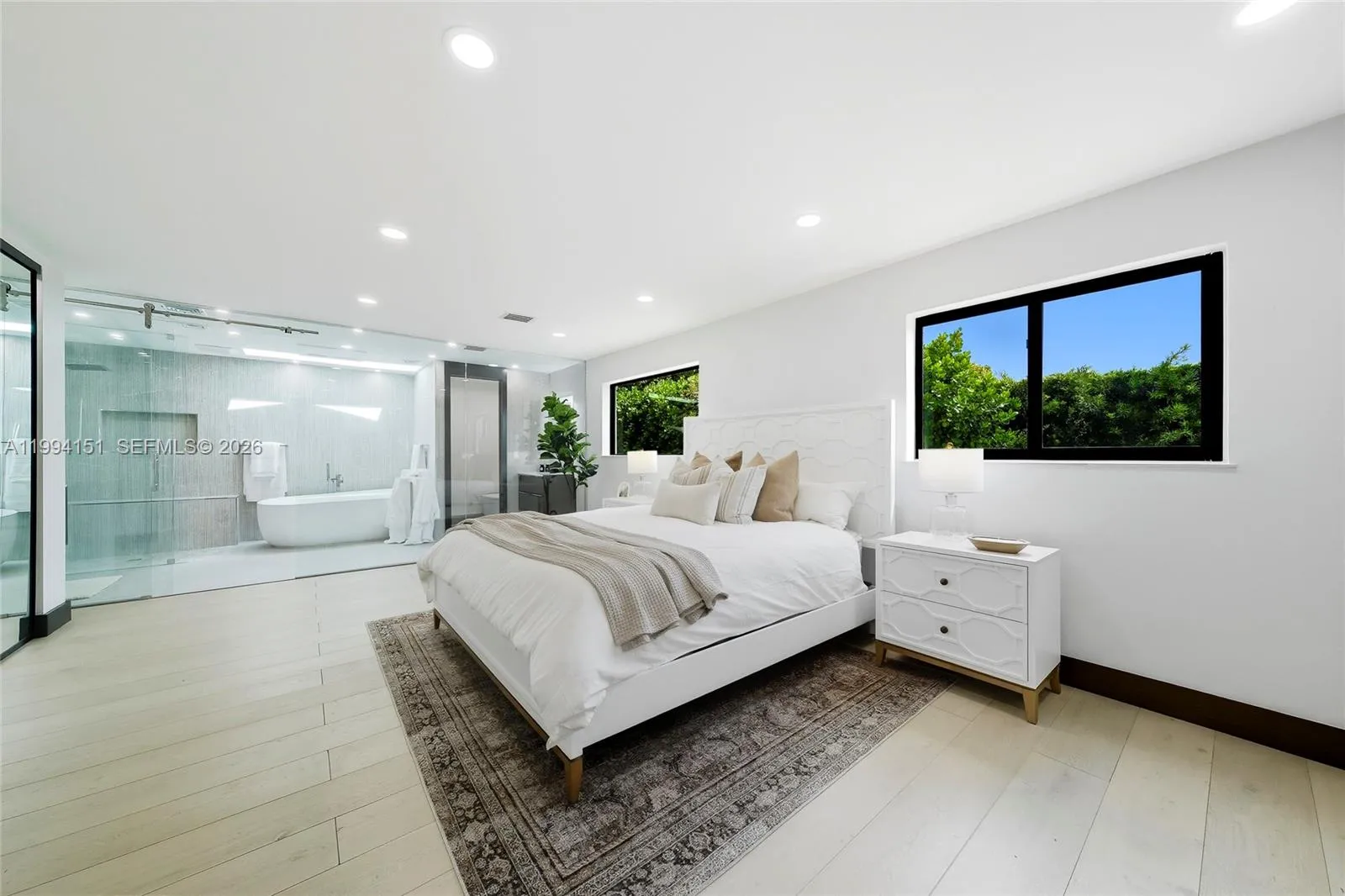 Miami, Florida 33143, 4 Bedrooms Bedrooms, ,2 BathroomsBathrooms,Residential Lease,For Rent,A11994151