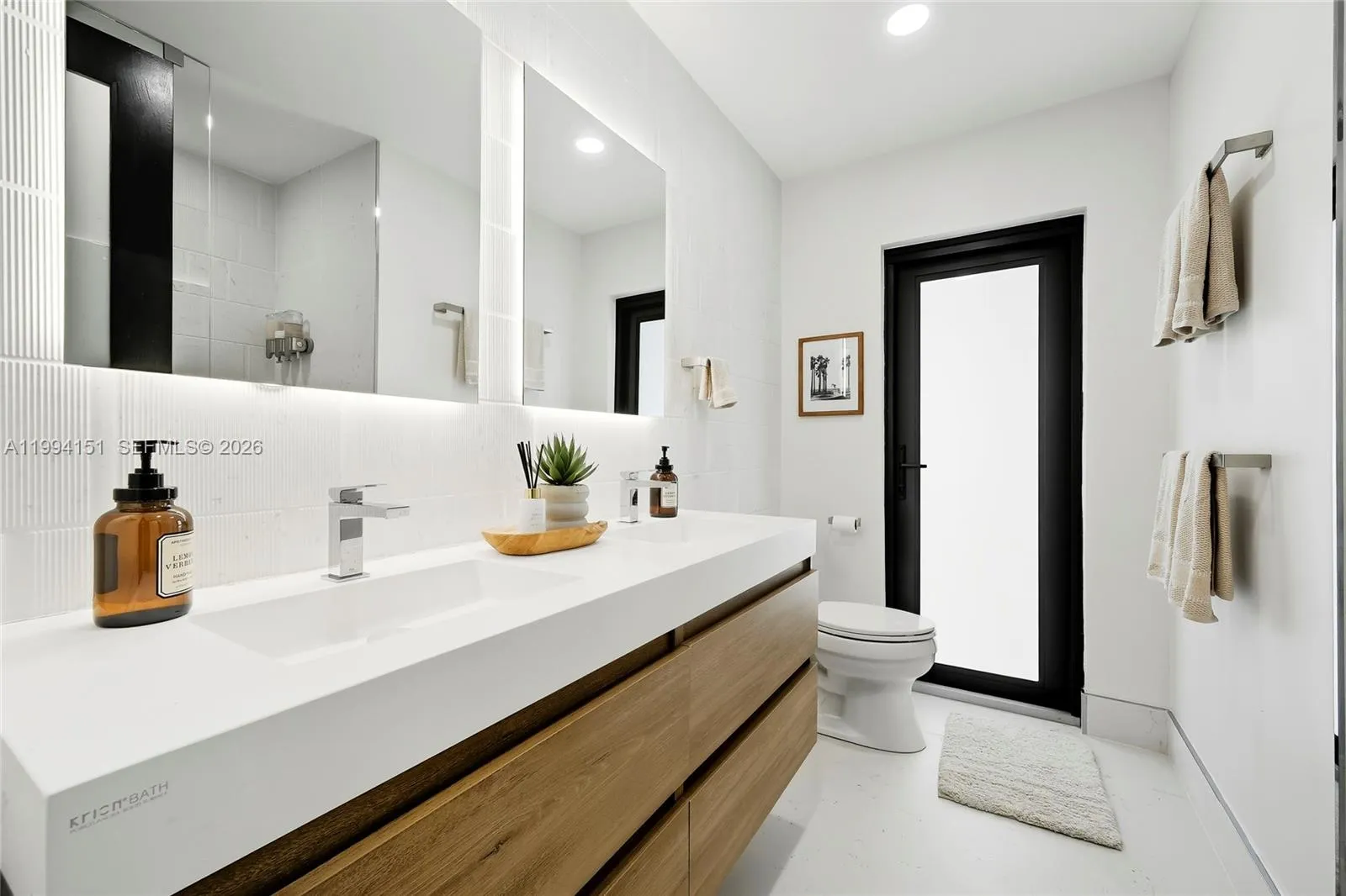 Miami, Florida 33143, 4 Bedrooms Bedrooms, ,2 BathroomsBathrooms,Residential Lease,For Rent,A11994151