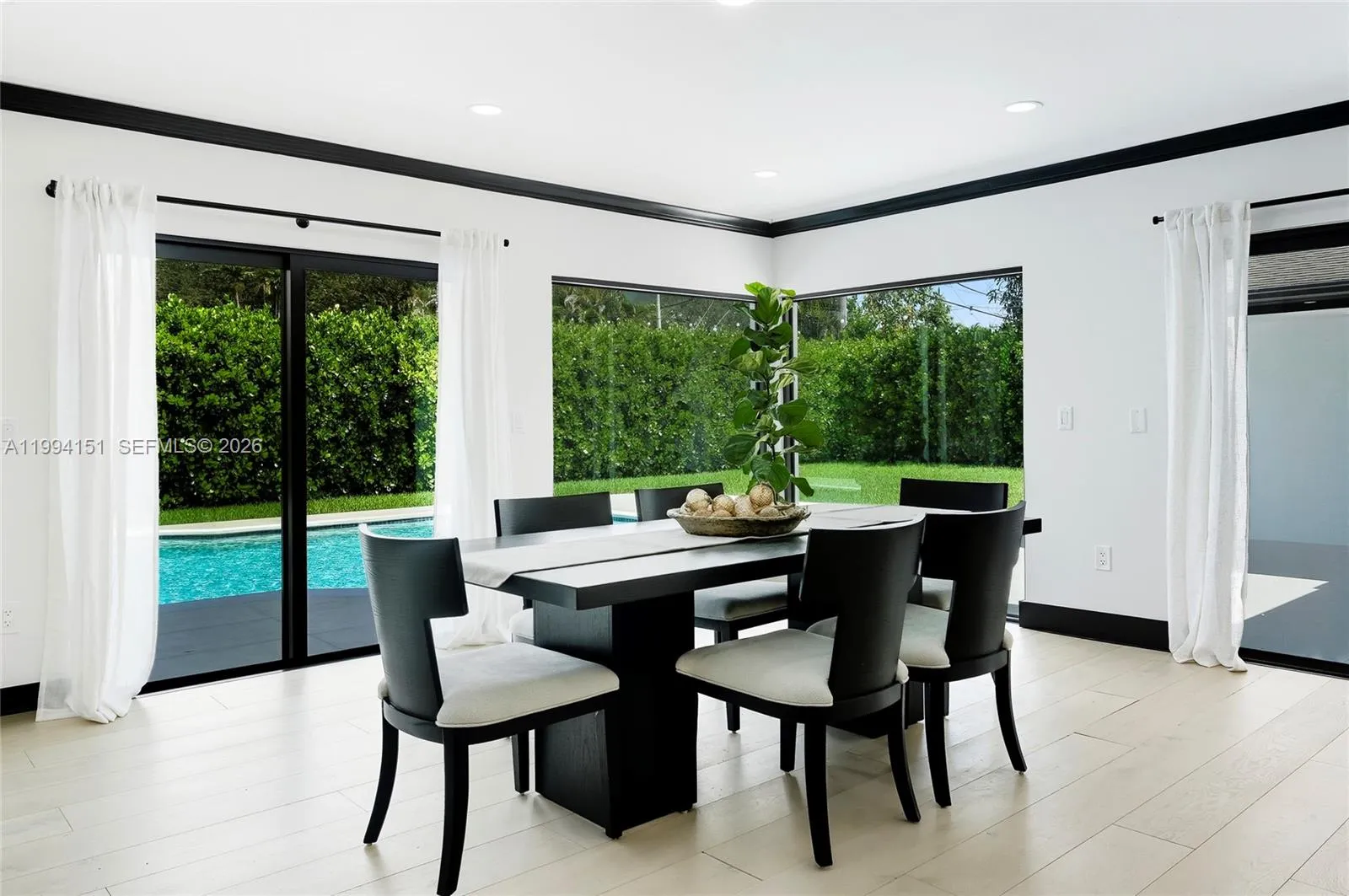 Miami, Florida 33143, 4 Bedrooms Bedrooms, ,2 BathroomsBathrooms,Residential Lease,For Rent,A11994151