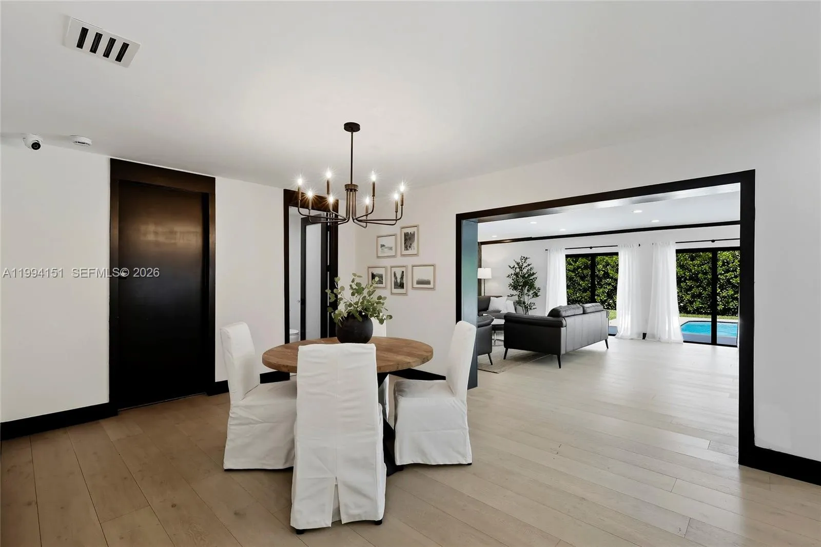 Miami, Florida 33143, 4 Bedrooms Bedrooms, ,2 BathroomsBathrooms,Residential Lease,For Rent,A11994151