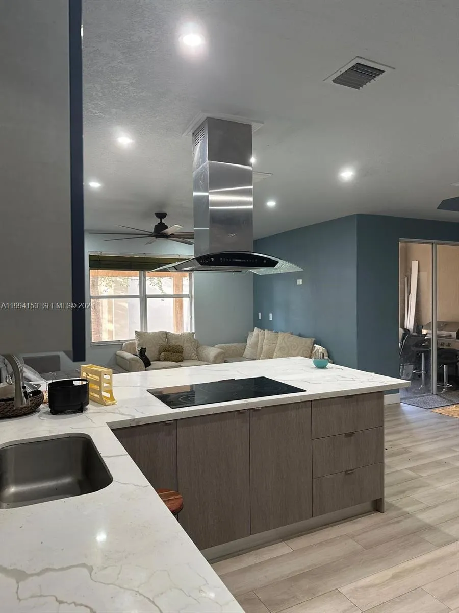 11369 Nw 73rd Ter 11369, Doral, Florida 33178, Doral, Florida 33178, 3 Bedrooms Bedrooms, ,2 BathroomsBathrooms,Residential Lease,For Rent,11369 Nw 73rd Ter 11369, Doral, Florida 33178,A11994153