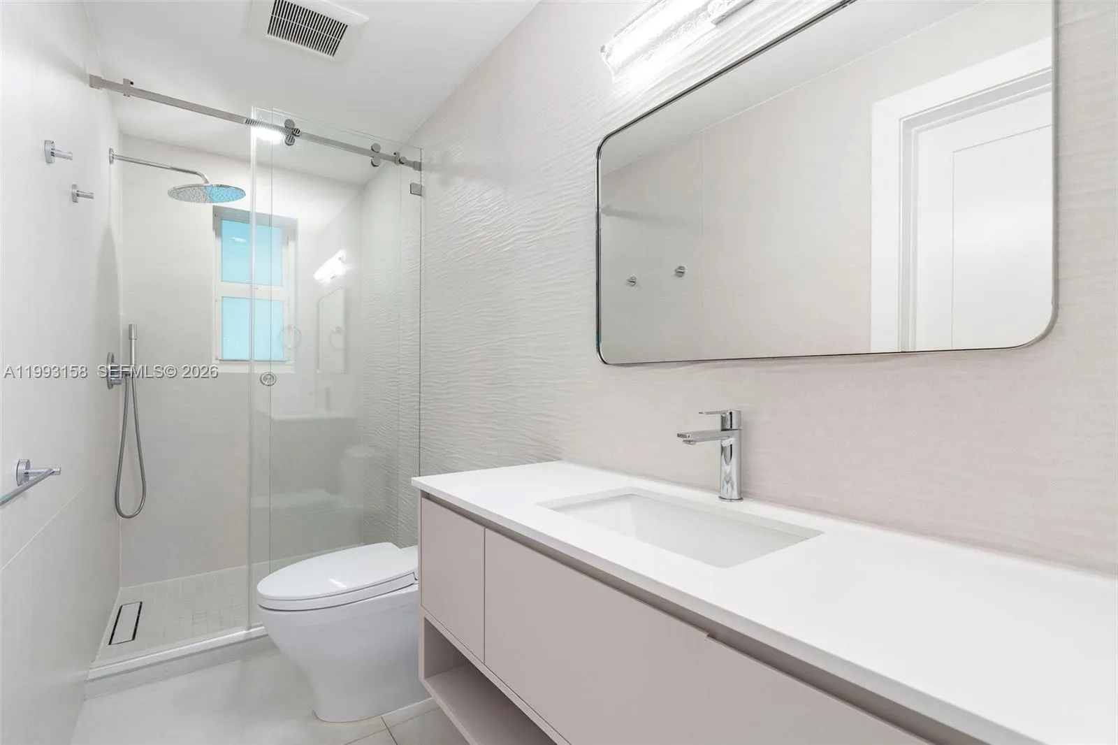 634 W 47th St, Miami Beach, Florida 33140, Miami Beach, Florida 33140, 5 Bedrooms Bedrooms, ,4 BathroomsBathrooms,Residential Lease,For Rent,634 W 47th St, Miami Beach, Florida 33140,A11993158