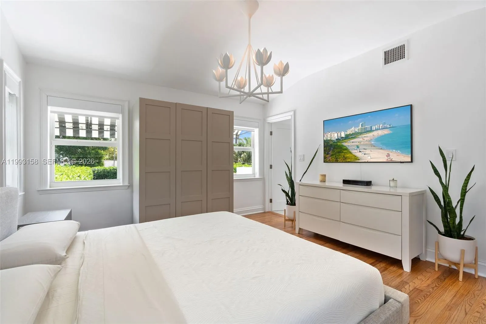 634 W 47th St, Miami Beach, Florida 33140, Miami Beach, Florida 33140, 5 Bedrooms Bedrooms, ,4 BathroomsBathrooms,Residential Lease,For Rent,634 W 47th St, Miami Beach, Florida 33140,A11993158