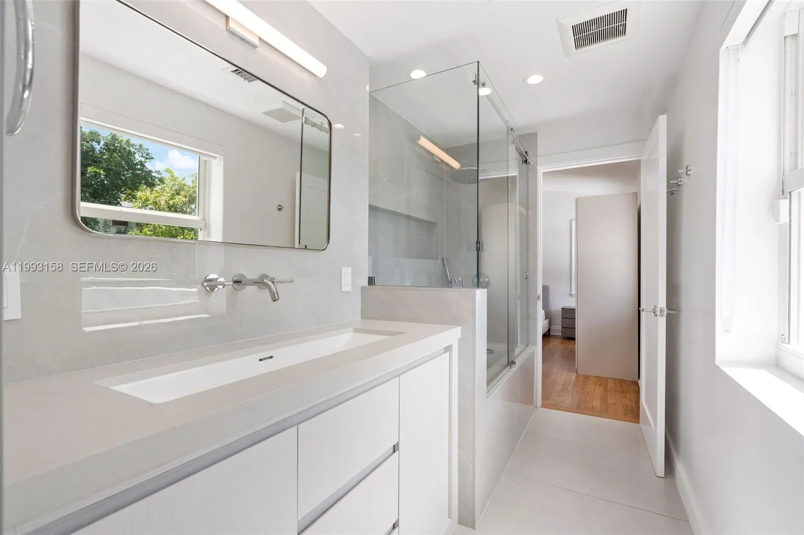 634 W 47th St, Miami Beach, Florida 33140, Miami Beach, Florida 33140, 5 Bedrooms Bedrooms, ,4 BathroomsBathrooms,Residential Lease,For Rent,634 W 47th St, Miami Beach, Florida 33140,A11993158