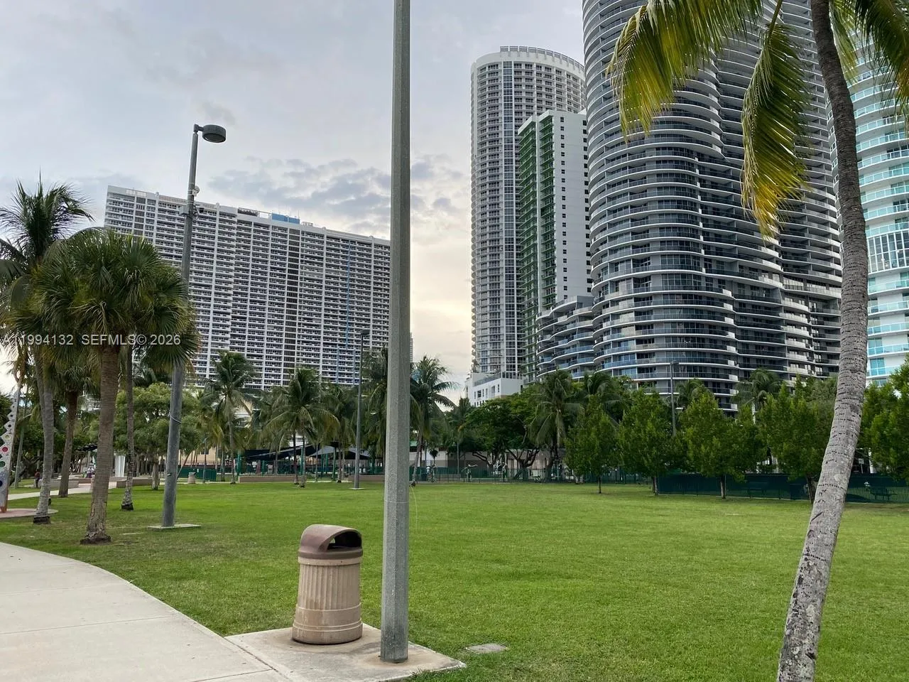 1750 N Bayshore Dr 4003, Miami, Florida 33132, Miami, Florida 33132, 1 Bedroom Bedrooms, ,1 BathroomBathrooms,Residential Lease,For Rent,1750 N Bayshore Dr 4003, Miami, Florida 33132,A11994132