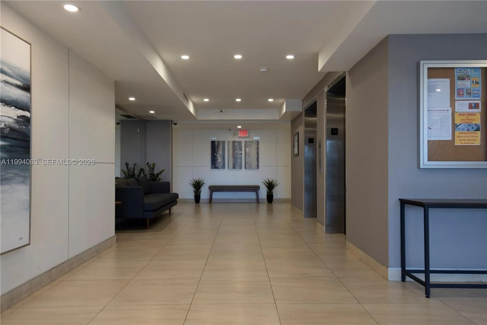 105 Lake Emerald Dr 708, Oakland Park, Florida 333, Oakland Park, Florida 33309, 1 Bedroom Bedrooms, ,1 BathroomBathrooms,Residential Lease,For Rent,105 Lake Emerald Dr 708, Oakland Park, Florida 333,A11994063