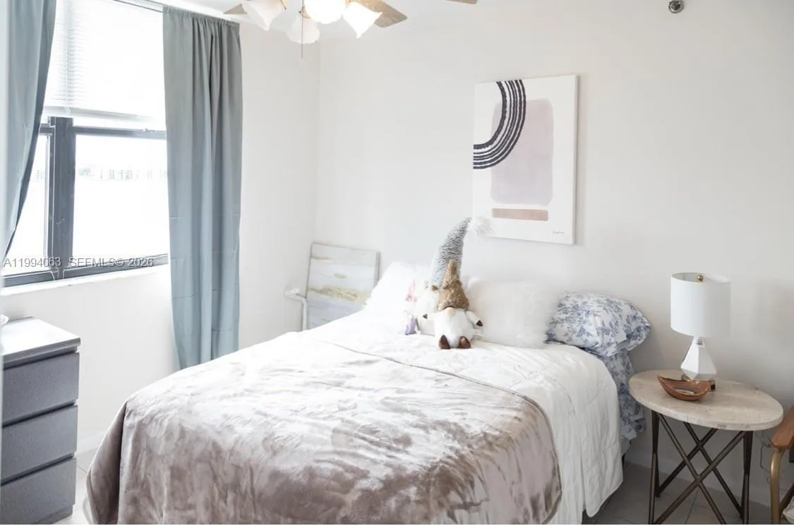 105 Lake Emerald Dr 708, Oakland Park, Florida 333, Oakland Park, Florida 33309, 1 Bedroom Bedrooms, ,1 BathroomBathrooms,Residential Lease,For Rent,105 Lake Emerald Dr 708, Oakland Park, Florida 333,A11994063