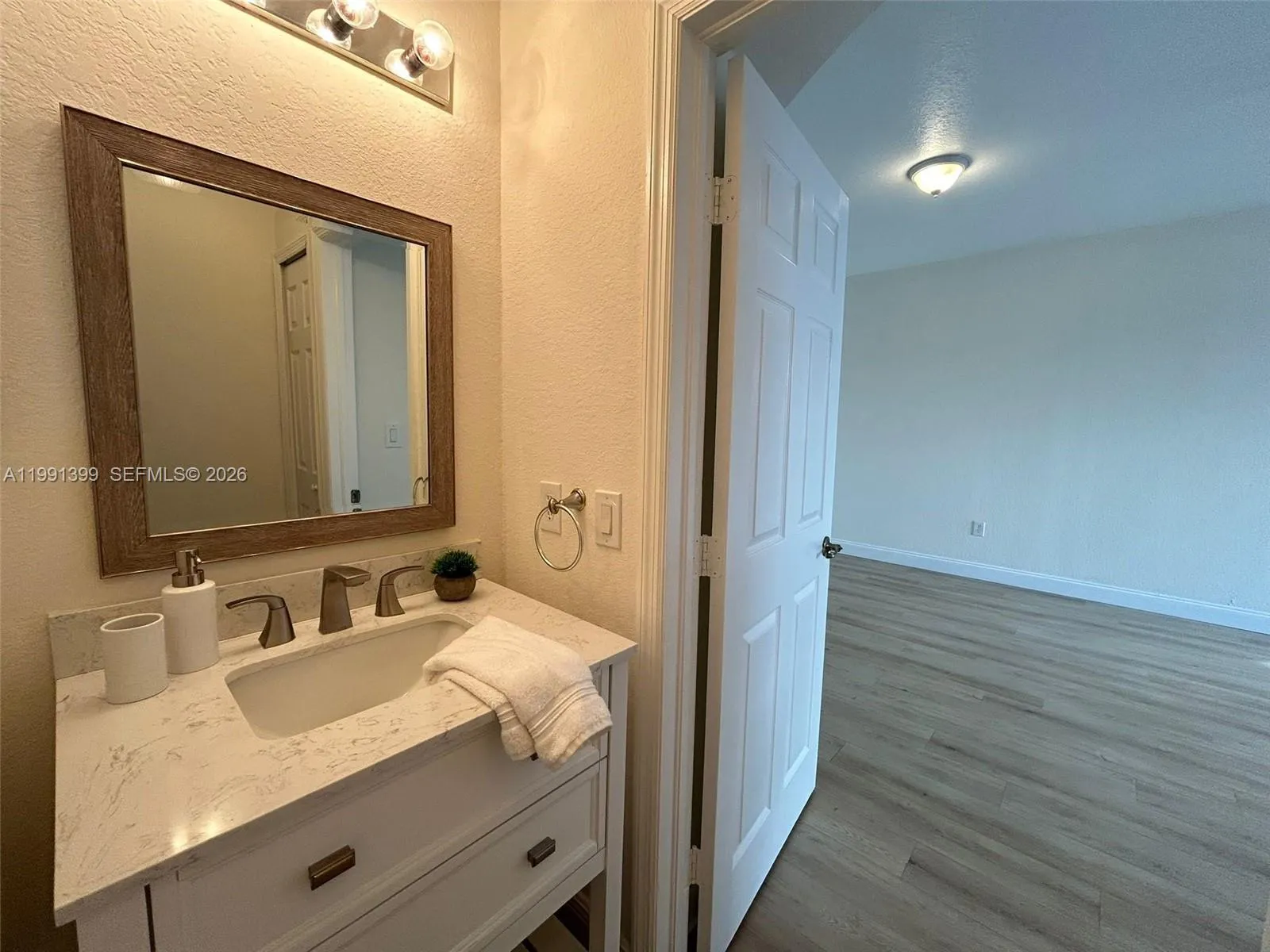 12515 Sw 124th Path, Miami, Florida 33186, Miami, Florida 33186, 4 Bedrooms Bedrooms, ,2 BathroomsBathrooms,Residential Lease,For Rent,12515 Sw 124th Path, Miami, Florida 33186,A11991399