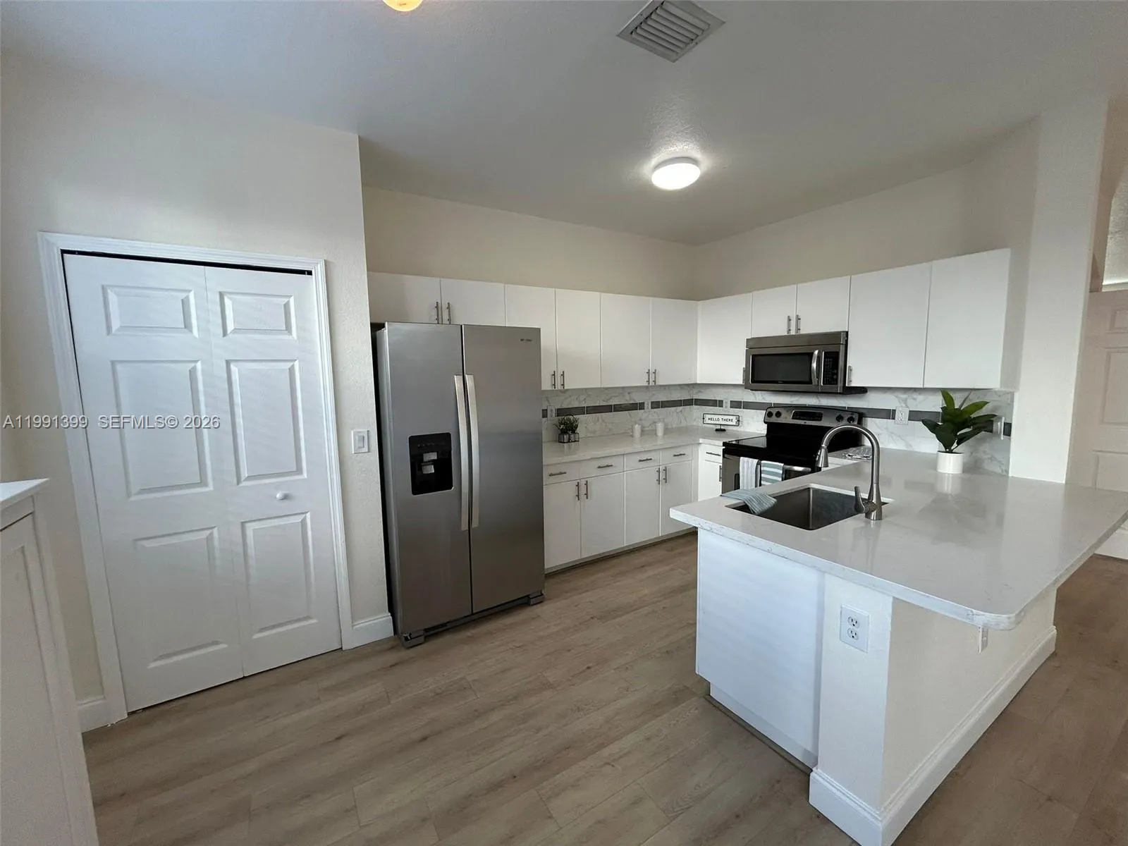 12515 Sw 124th Path, Miami, Florida 33186, Miami, Florida 33186, 4 Bedrooms Bedrooms, ,2 BathroomsBathrooms,Residential Lease,For Rent,12515 Sw 124th Path, Miami, Florida 33186,A11991399