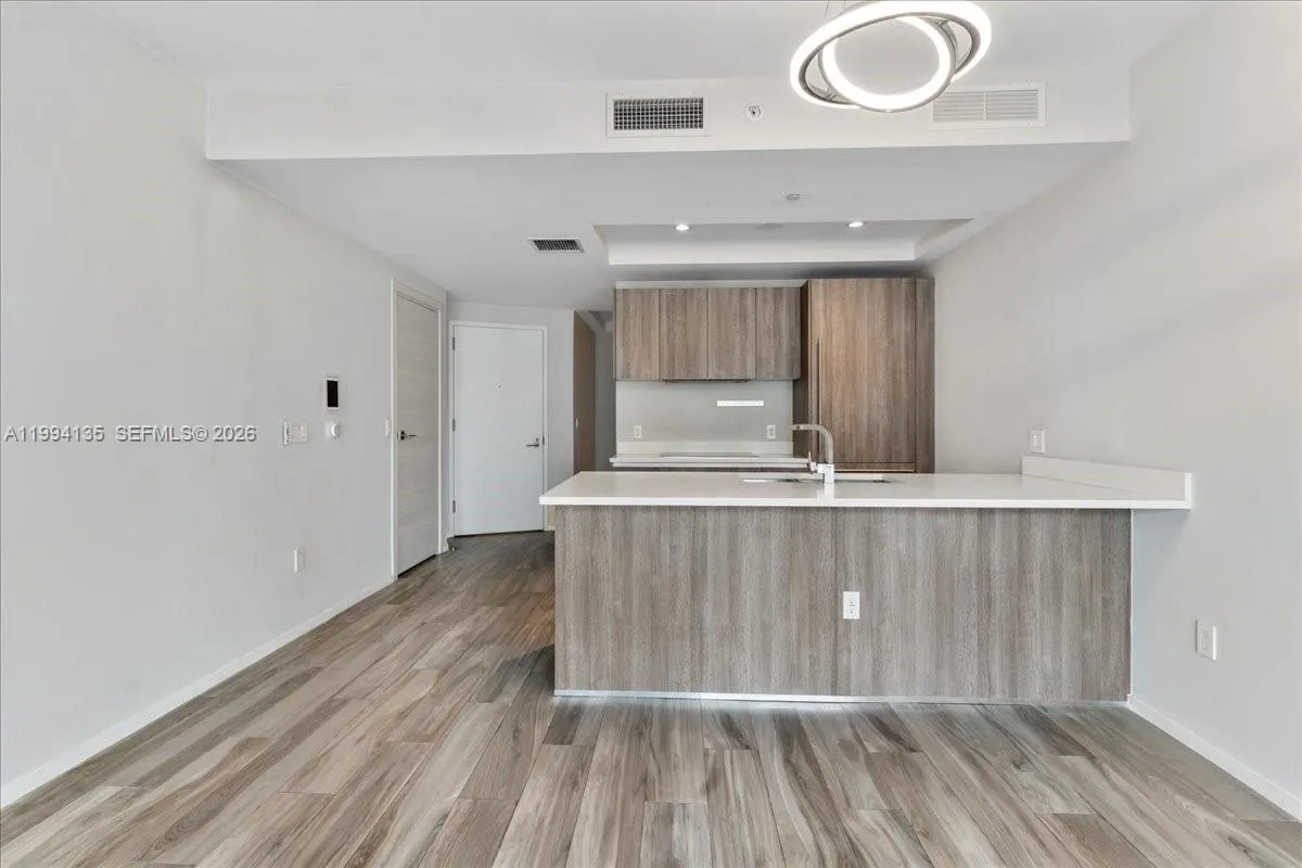 801 S Miami Ave 2603, Miami, Florida 33130, Miami, Florida 33130, 1 Bedroom Bedrooms, ,2 BathroomsBathrooms,Residential Lease,For Rent,801 S Miami Ave 2603, Miami, Florida 33130,A11994135
