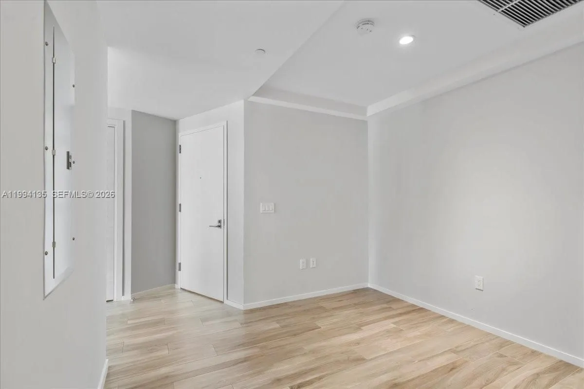 801 S Miami Ave 2603, Miami, Florida 33130, Miami, Florida 33130, 1 Bedroom Bedrooms, ,2 BathroomsBathrooms,Residential Lease,For Rent,801 S Miami Ave 2603, Miami, Florida 33130,A11994135