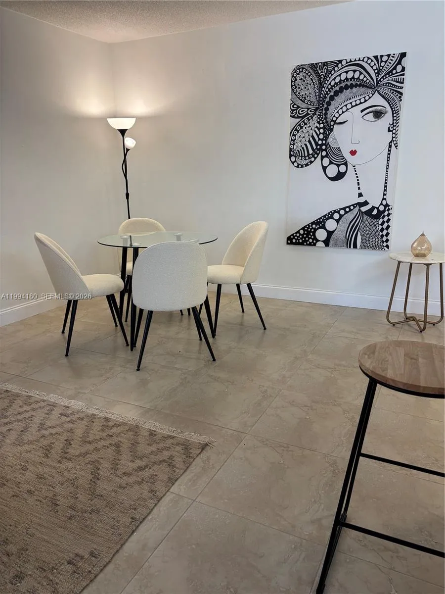 1551 12th 12a, Hollywood, Florida 33019, Hollywood, Florida 33019, 1 Bedroom Bedrooms, ,1 BathroomBathrooms,Residential Lease,For Rent,1551 12th 12a, Hollywood, Florida 33019,A11994180