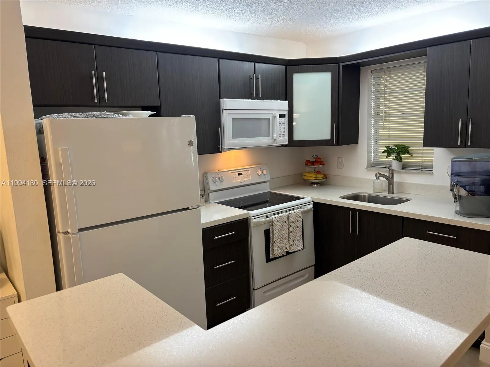 1551 12th 12a, Hollywood, Florida 33019, Hollywood, Florida 33019, 1 Bedroom Bedrooms, ,1 BathroomBathrooms,Residential Lease,For Rent,1551 12th 12a, Hollywood, Florida 33019,A11994180