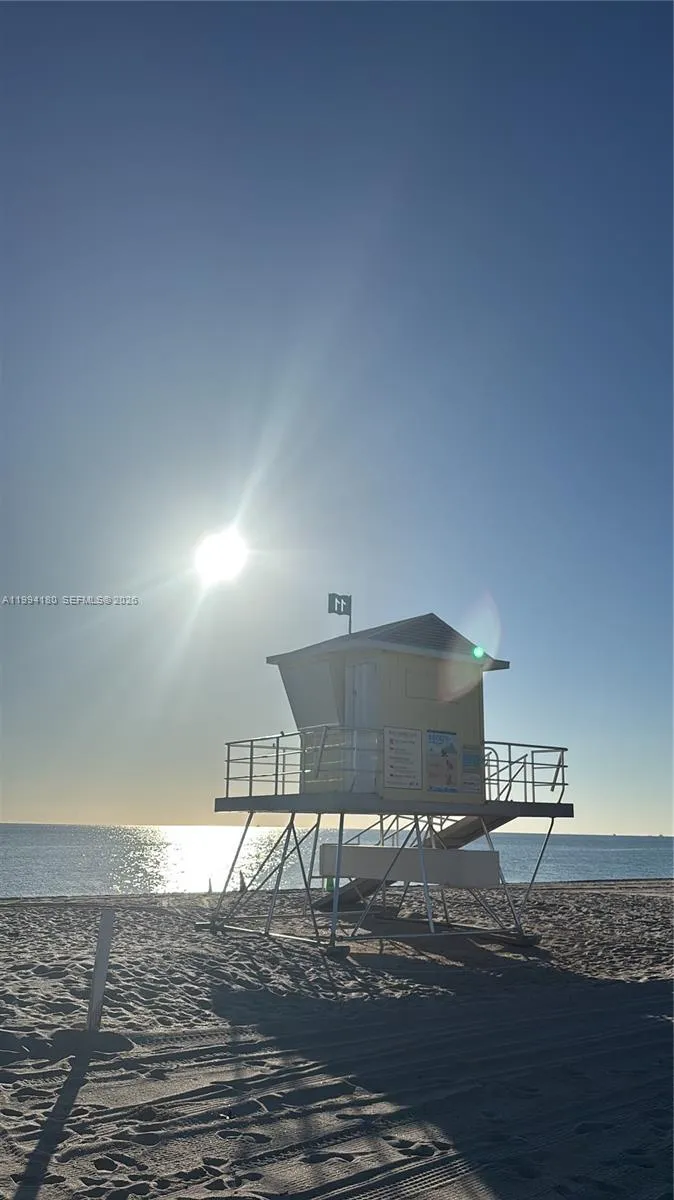 1551 12th 12a, Hollywood, Florida 33019, Hollywood, Florida 33019, 1 Bedroom Bedrooms, ,1 BathroomBathrooms,Residential Lease,For Rent,1551 12th 12a, Hollywood, Florida 33019,A11994180